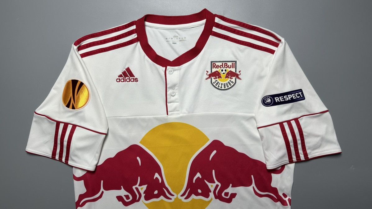 Vintage RED BULL SALZBURG ADIDAS 2011/2012 SOCCER JERSEY #23 SEKAGYA Size US L / EU 52-54 / 3 - 3 Thumbnail