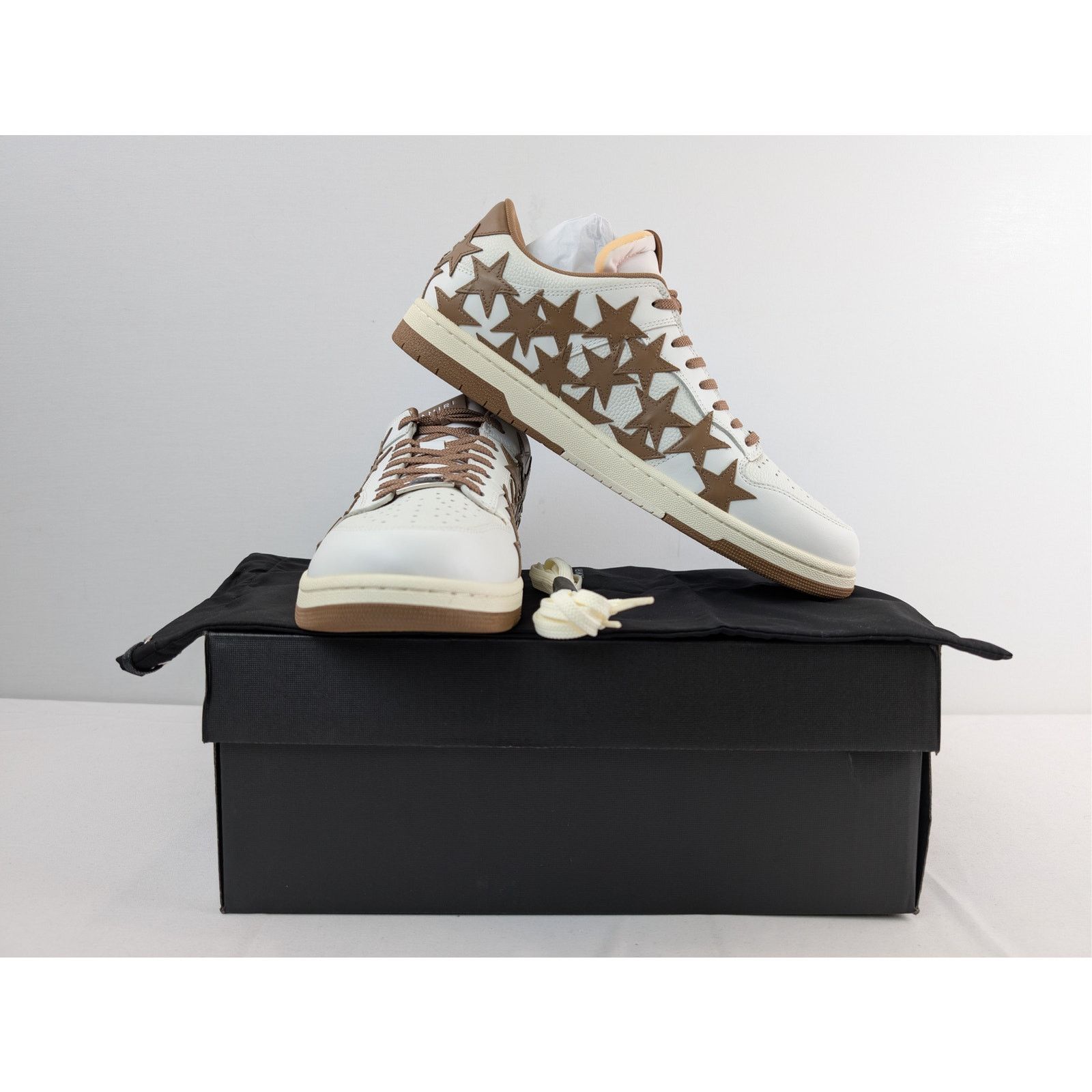 Amiri o1rshd1 Stars Low top sneakers in White/Brown 47 Size US 14 / EU 47 - 17 Thumbnail