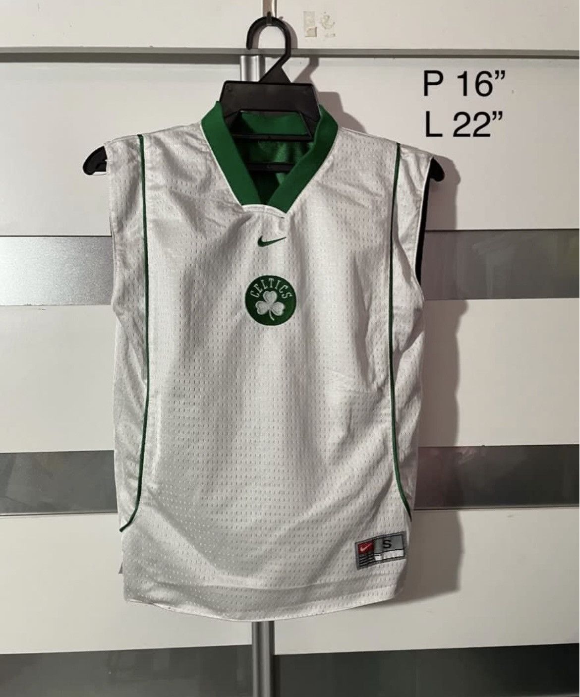 Nike × Vintage Vintage Nike Celtics REVERSIBLE Tank top jersey NBA BASKET Size US XXS / EU 40 - 9 Thumbnail
