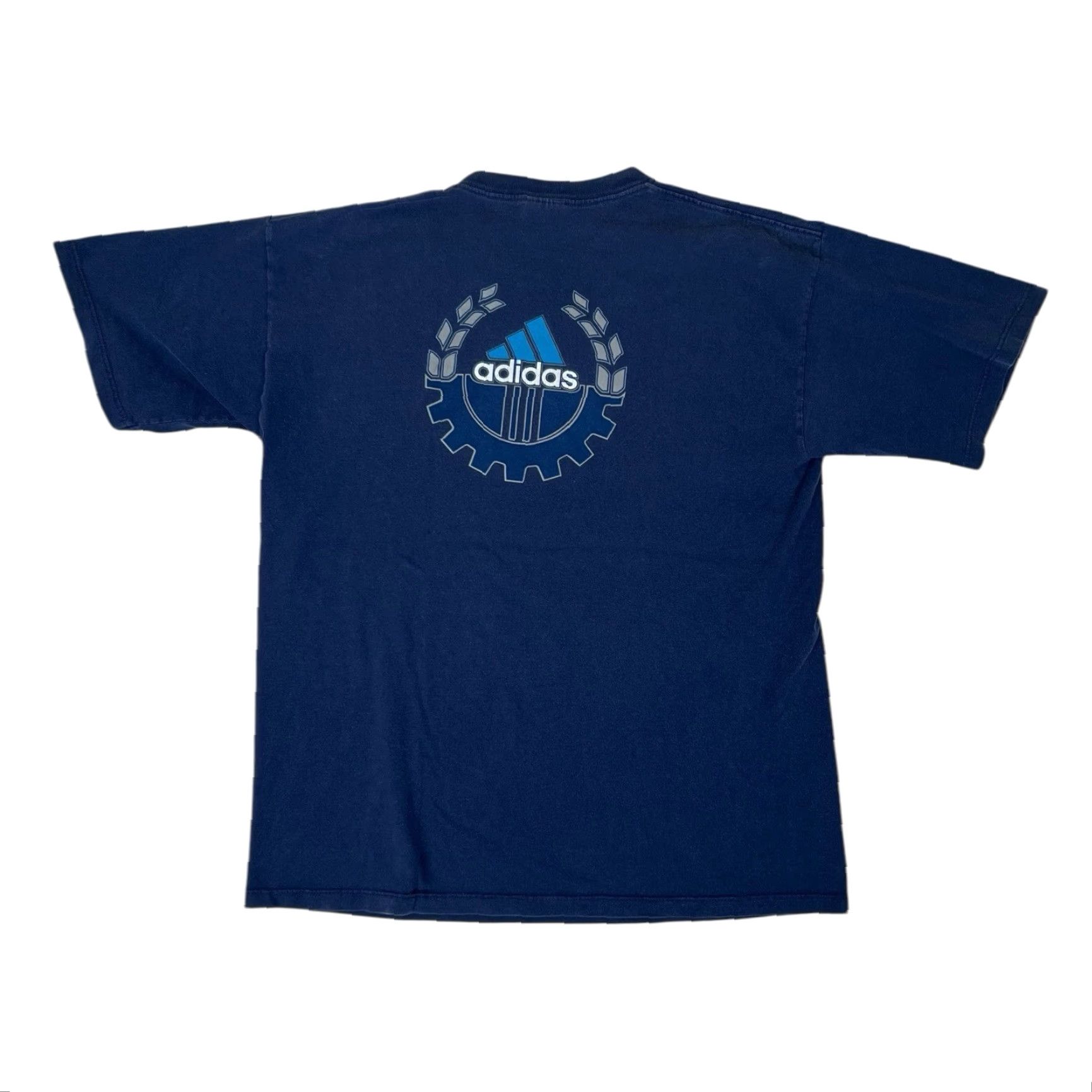 Adidas VINTAGE adidas T-Shirt Crest Logo USA Made 90s Size Large Blue Shirt Men Size US L / EU 52-54 / 3 - 2 Thumbnail