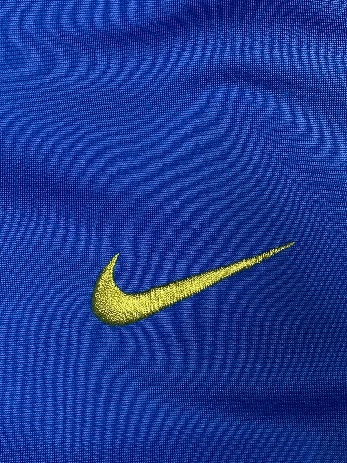 Nike Vintage Nike Track Jacket Big Swoosh Full Zip Y2K Size US L / EU 52-54 / 3 - 7 Thumbnail