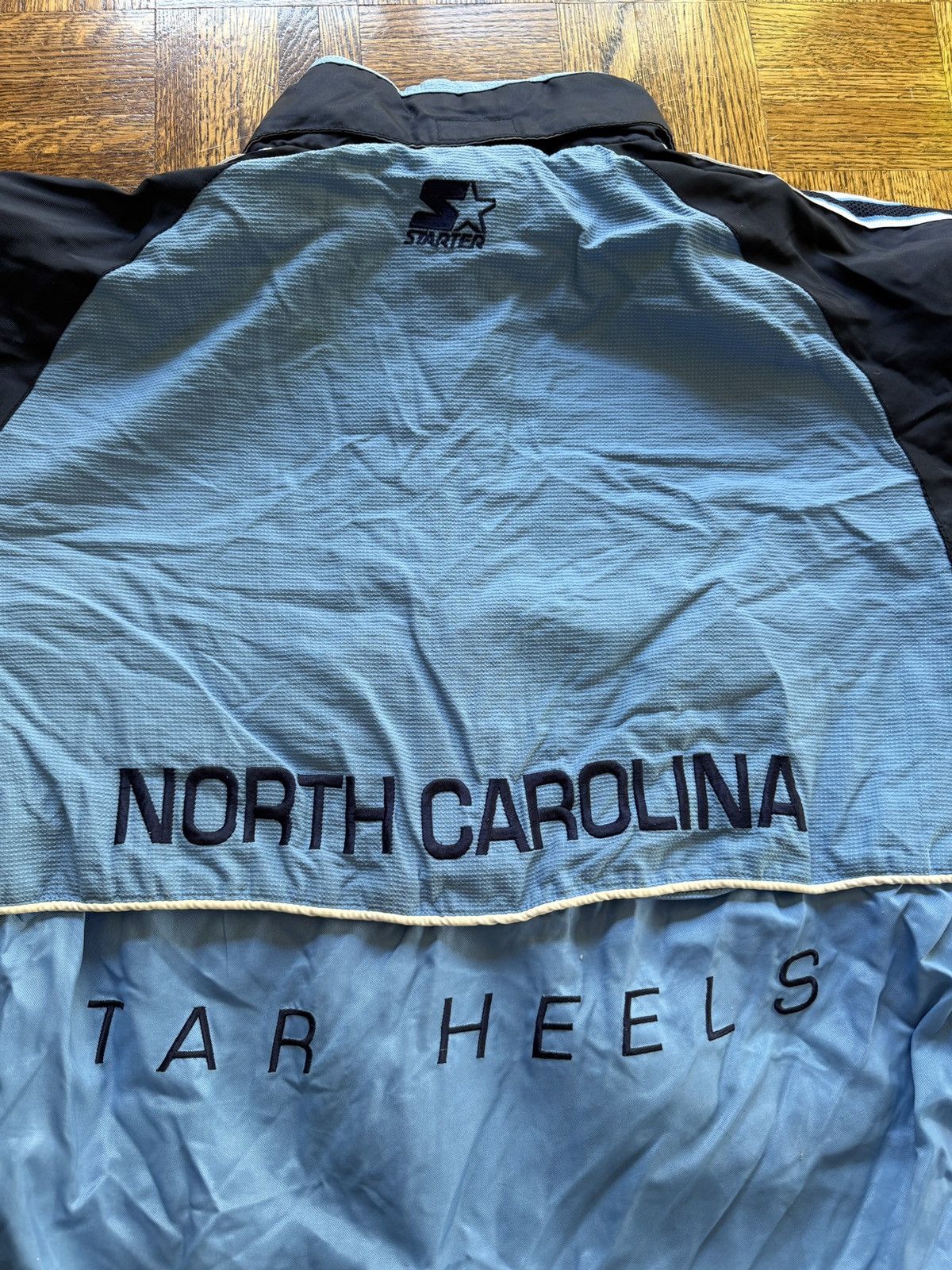 Starter Vintage Starter North Carolina Tar Heels Zip Up Windbreaker Size US L / EU 52-54 / 3 - 7 Thumbnail