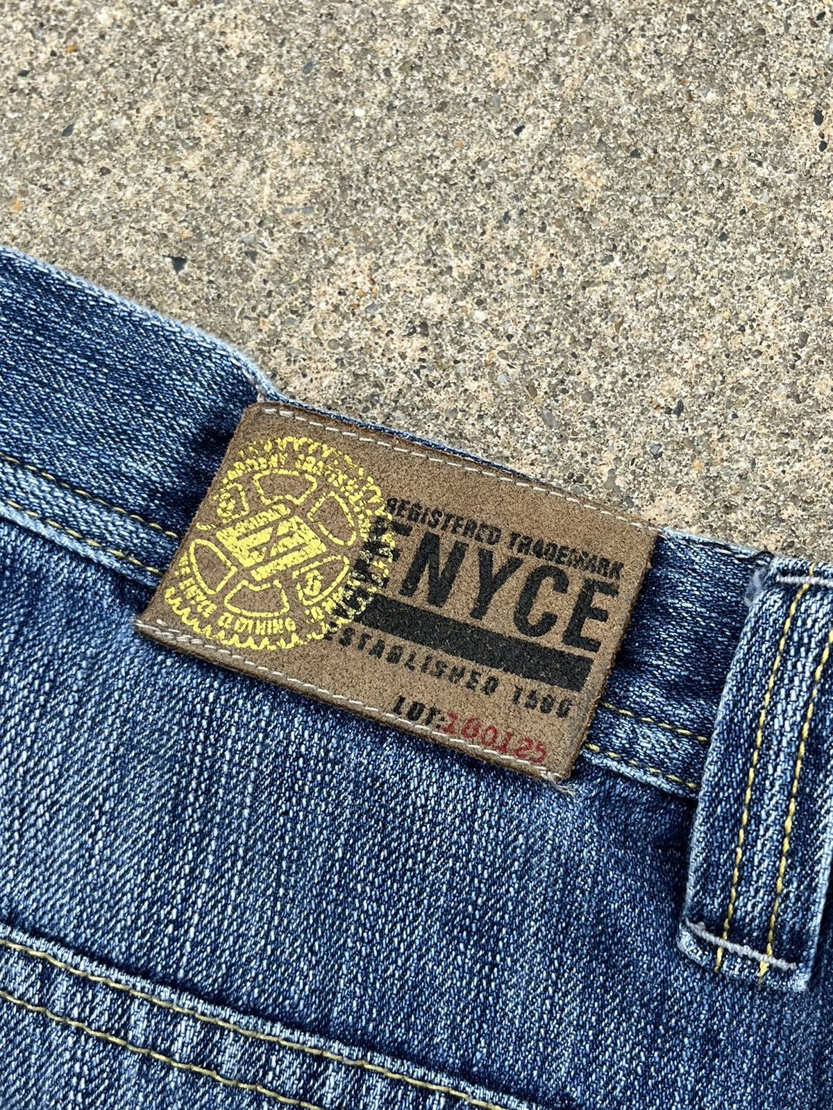 Enyce SICK VINTAGE Y2K ENYCE WASH BAGGY JEANS Size US 34 / EU 50 - 6 Thumbnail