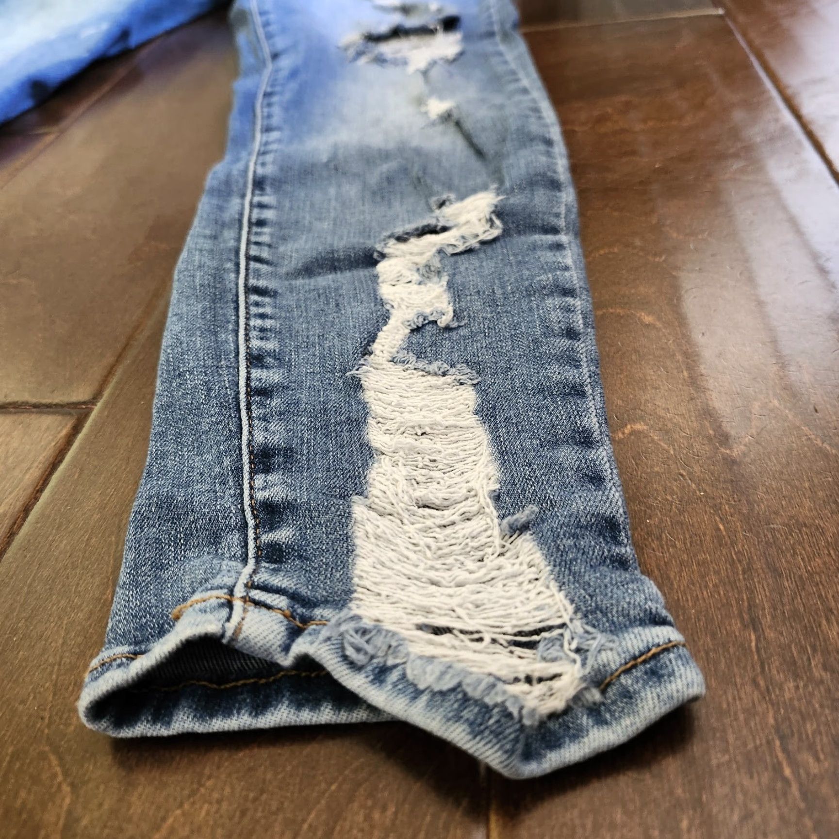 Forever 21 Forever 21 Los Angeles Women's Distressed Blue Denim Jeans Slim Skinny - Size 27, Blue, Jeans, Women Size 27" / US 4 / IT 40 - 5 Thumbnail