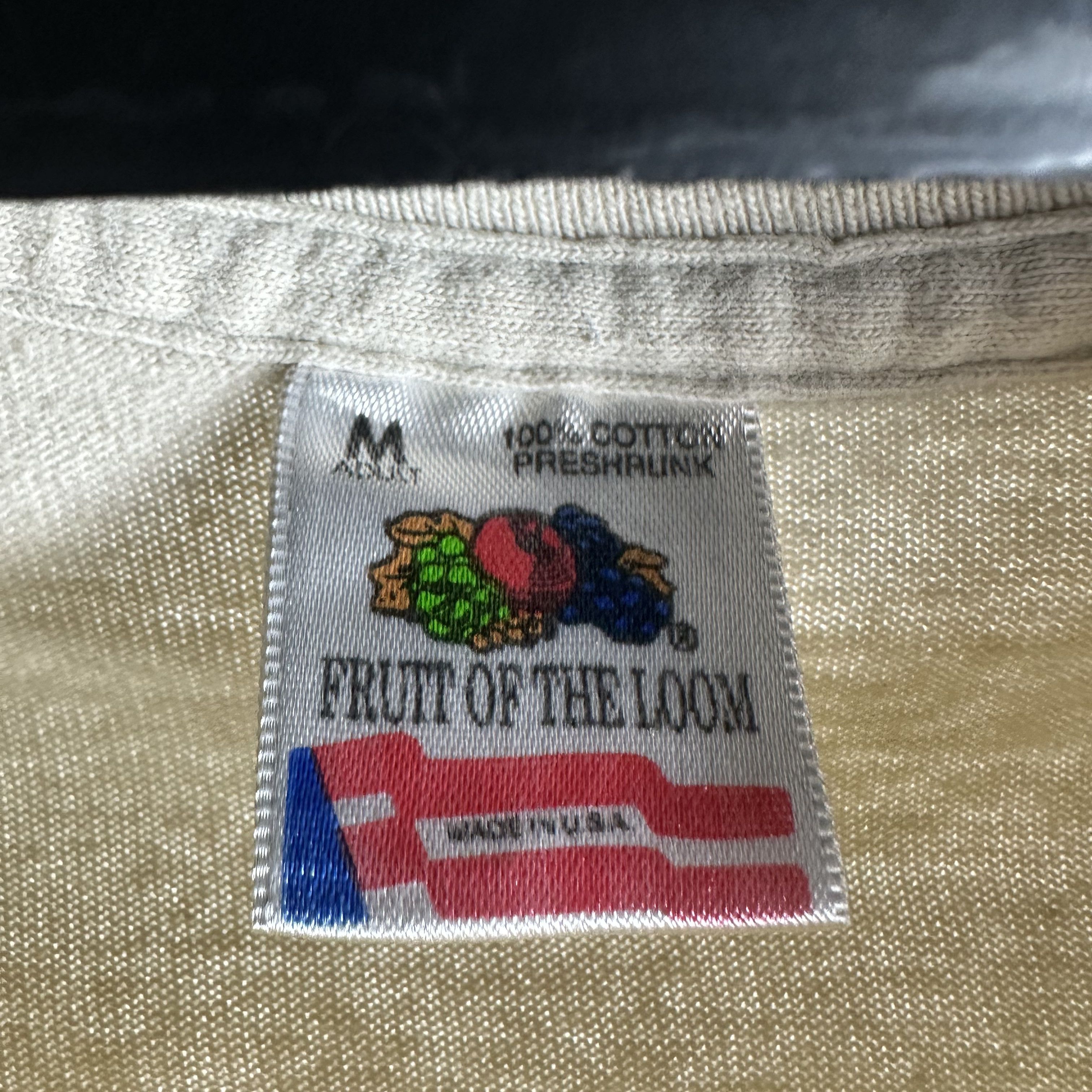 Vintage 1996 Friends Sitcom TV Series Logo Single Stitch T-shirt Size US L / EU 52-54 / 3 - 3 Thumbnail