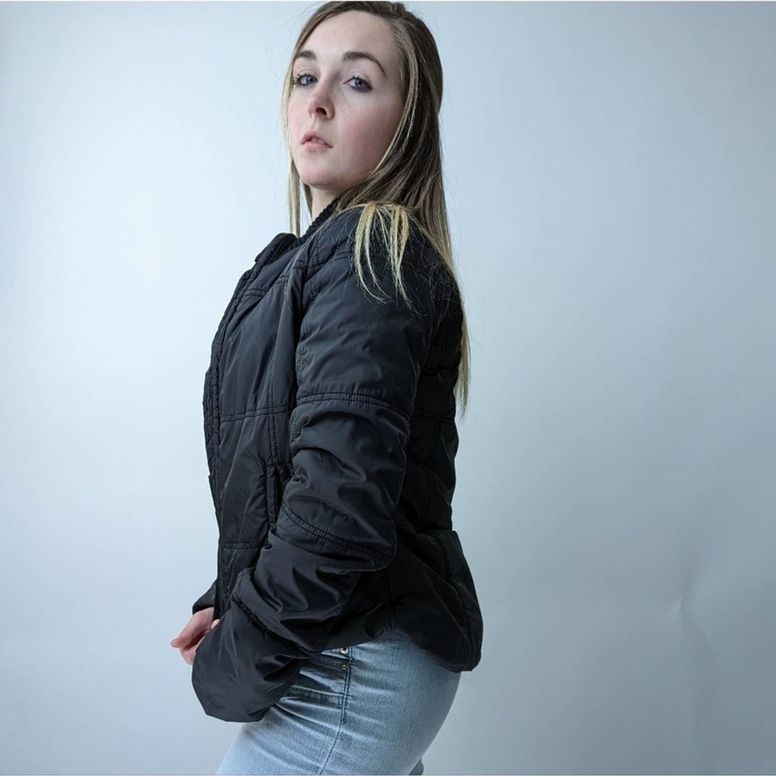 Guess Vintage Y2K Guess Jeans Nylon Puffer Jacket - L Size L / US 10 / IT 46 - 6 Thumbnail