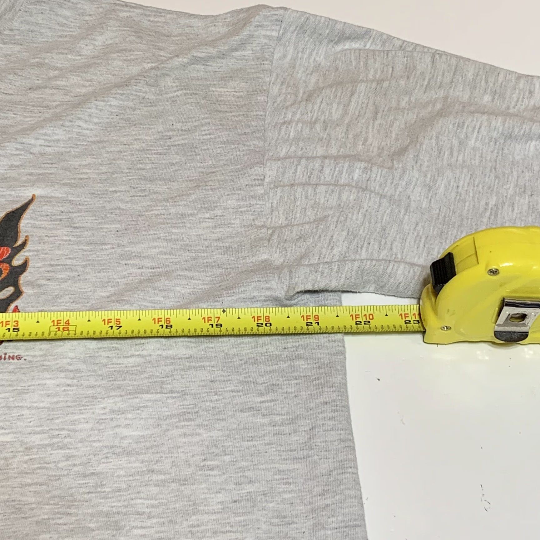 Vintage VINTAGE B Ware Risk Everything Not For The Weak Gray Graphic T-shirt Sz L Size US L / EU 52-54 / 3 - 7 Thumbnail