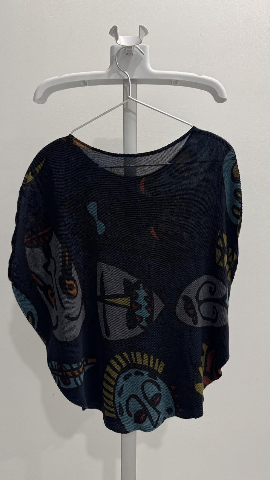 Pleats Please Issey Miyake Pleats Please Issey Miyake Mask Printed Top Size M / US 6-8 / IT 42-44 - 5 Thumbnail