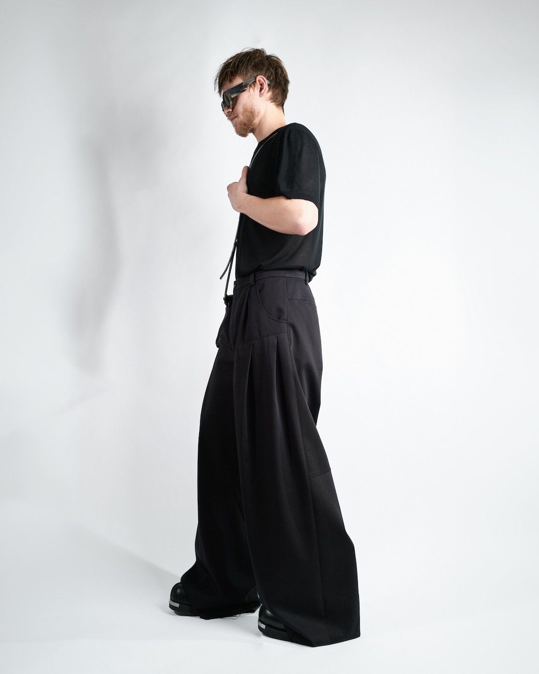 Other NKTRMNV CONTOUR TROUSERS BLACK Size US 34 / EU 50 - 3 Thumbnail