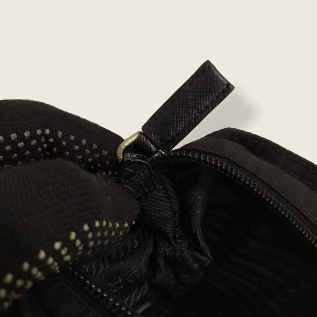 Prada ‼️LASTDROP‼️ AUTHENTIC PRADA NYLON CROSSBODY SHOULDER BAG Size ONE SIZE - 11 Thumbnail