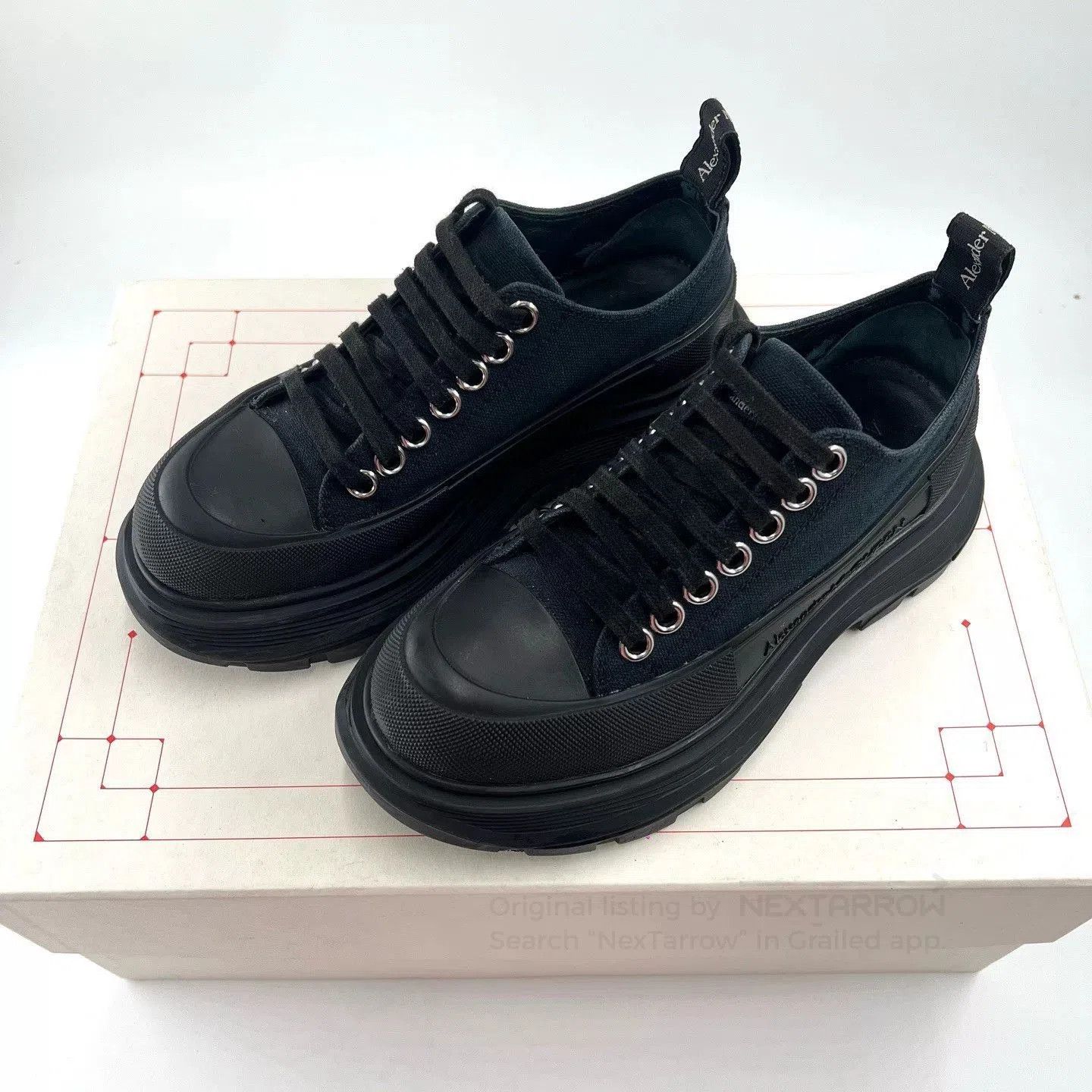 Alexander McQueen Alexander McQueen Black Canvas Platform Sneakers. Size US 4 / IT 34 - 1 Thumbnail