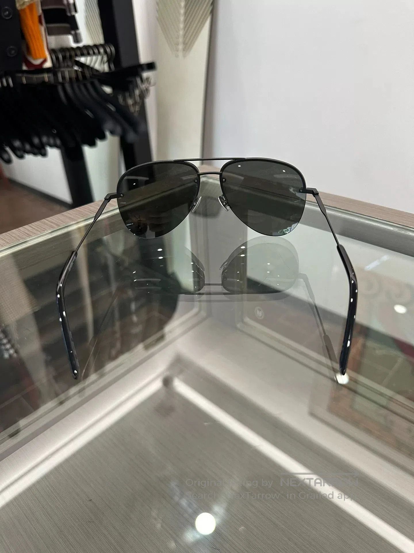 Yves Saint Laurent YSL Black Logo Pilot Sunglasses. Size ONE SIZE - 4 Thumbnail