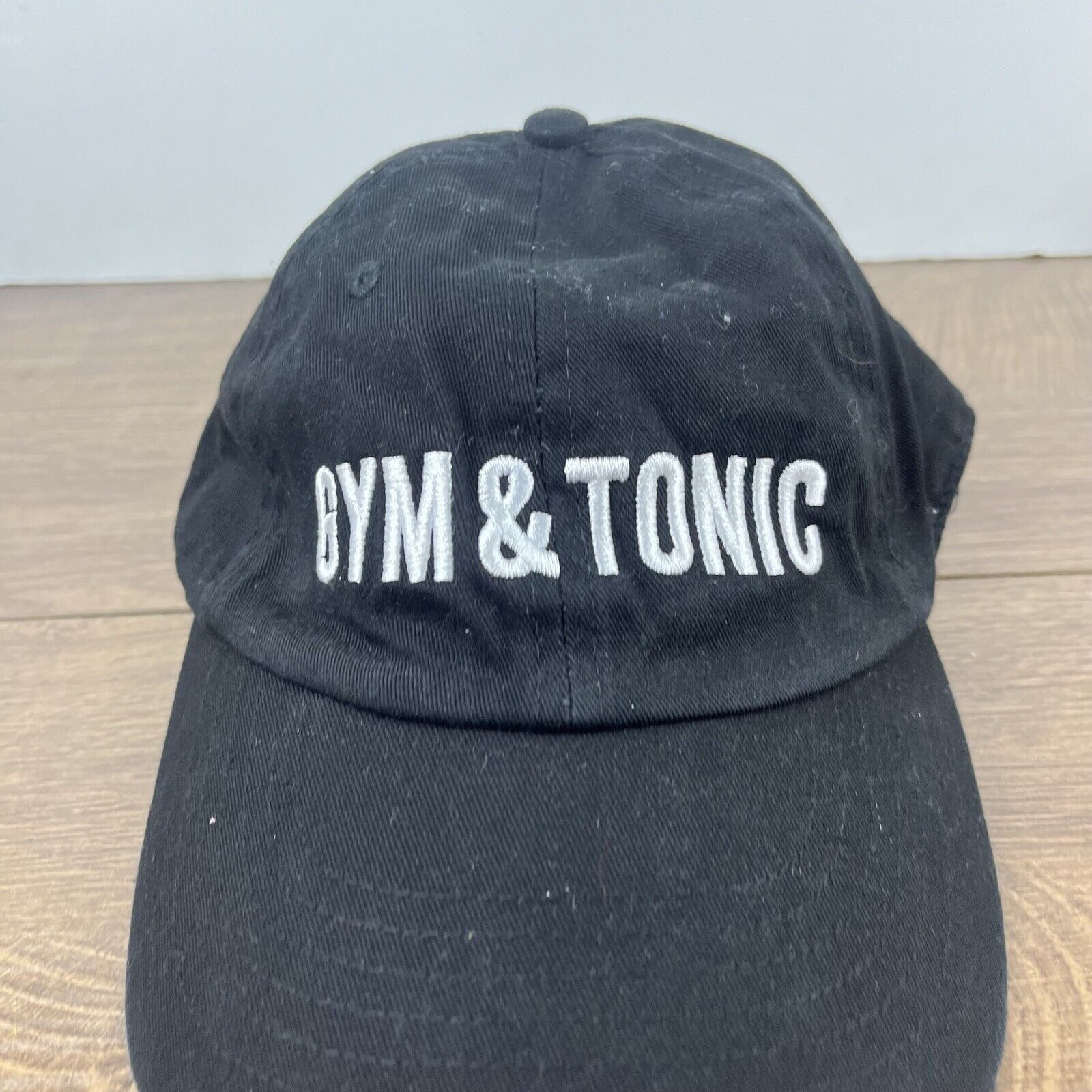 Other Gym & Tonic Hat Gym and Tonic Hat Adjustable Hat Black Hat A Size ONE SIZE - 7 Thumbnail