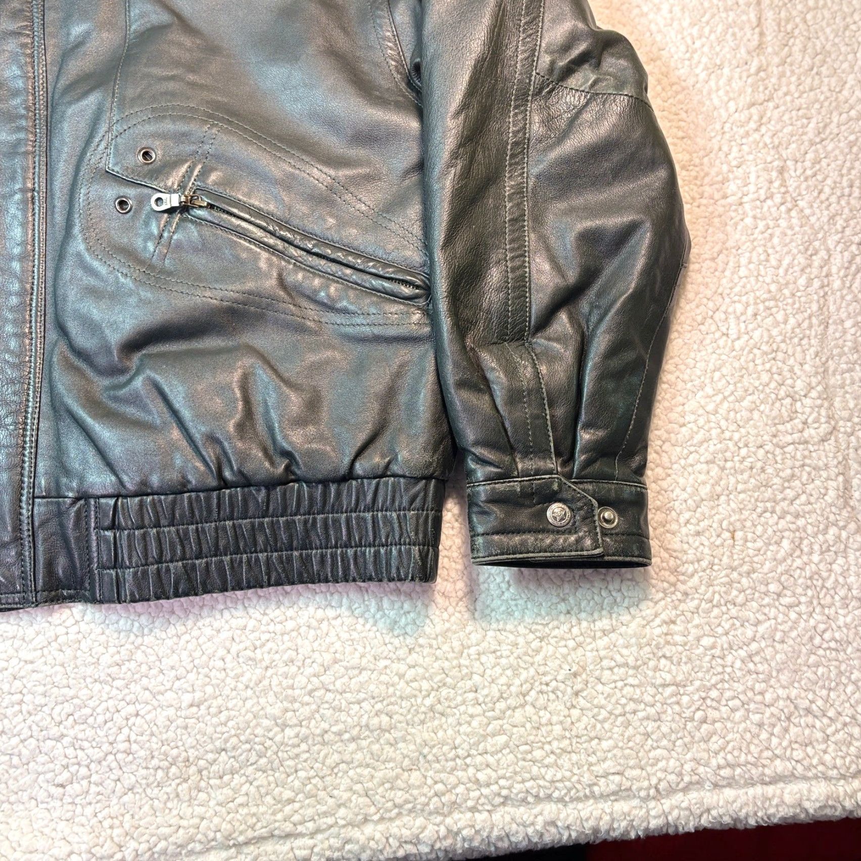 Vintage VINTAGE Cordovan Montreal Jacket Mens M Black Leather Quilted Lined 90s Biker Size US M / EU 48-50 / 2 - 3 Thumbnail