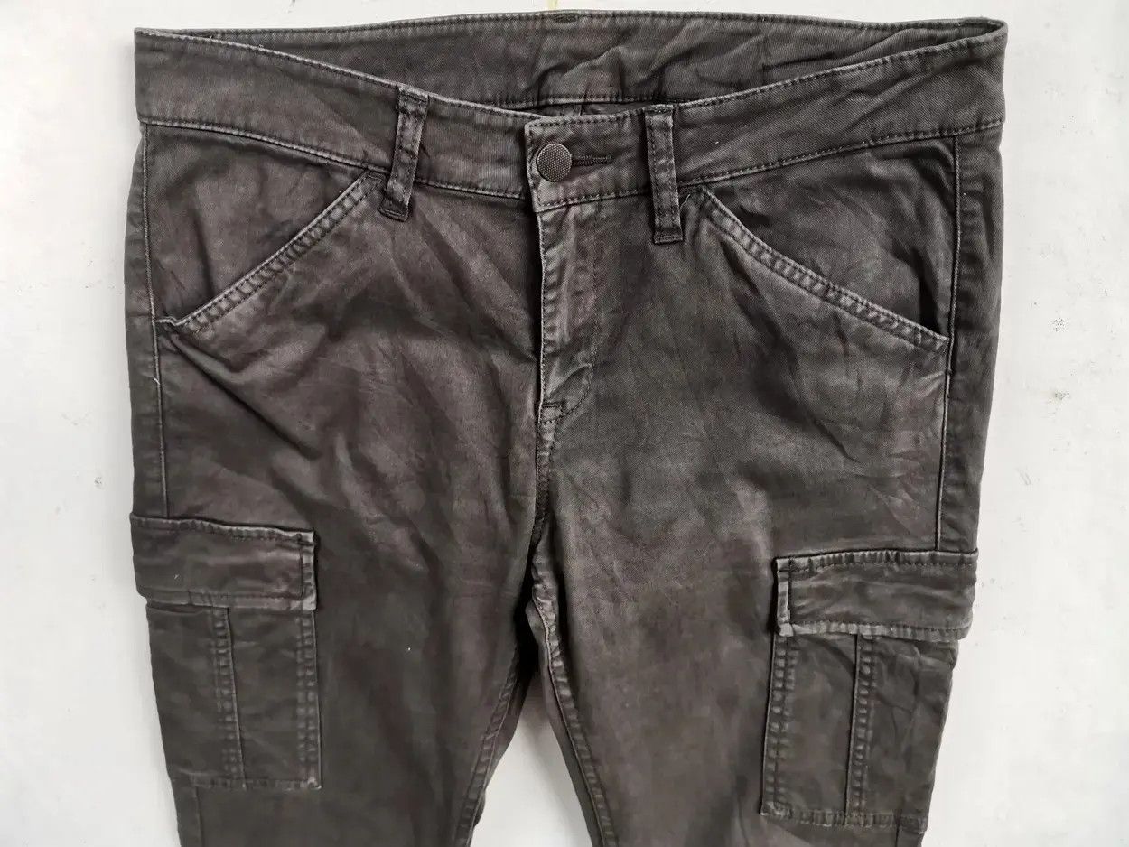 Japanese Brand × Uniqlo Rare!!! Uniqlo Tactical Cargo Multipocket Pants Size US 30 / EU 46 - 7 Thumbnail