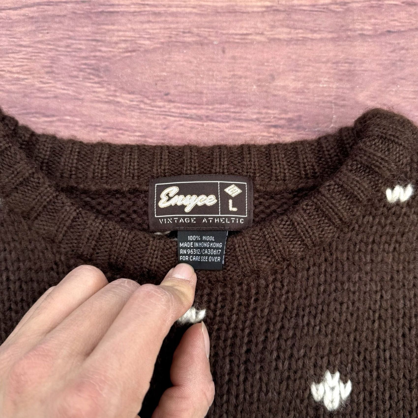 Enyce VINTAGE Enyce Ski Knit Sweater L Brown Mens Pullover Knit Heavyweight 90s Streetwear Urban NYC Size US L / EU 52-54 / 3 - 5 Thumbnail