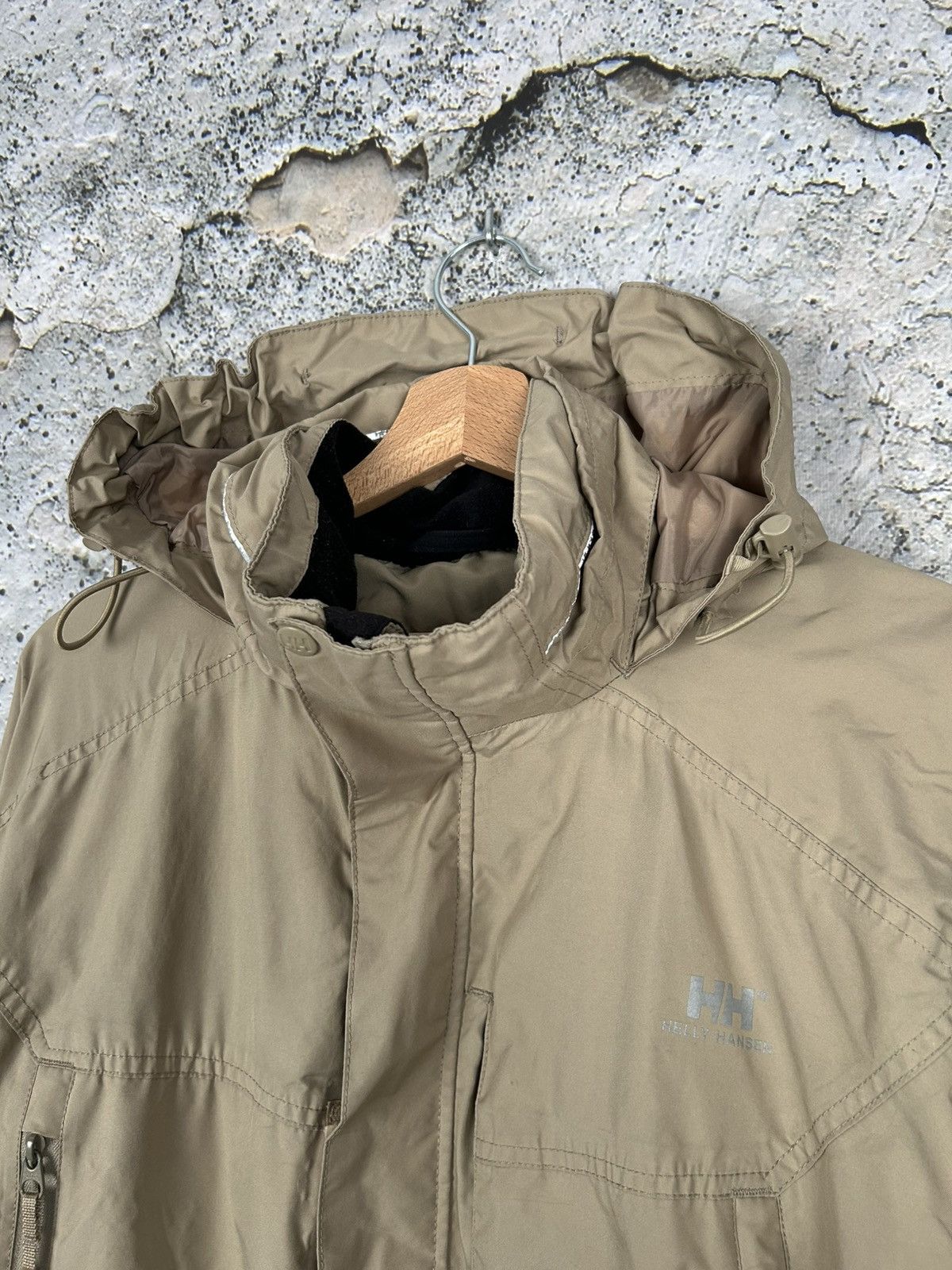Helly Hansen Helly Hansen Outdoor Jacket Streetwear Rap Baggy Hype Size US L / EU 52-54 / 3 - 3 Thumbnail