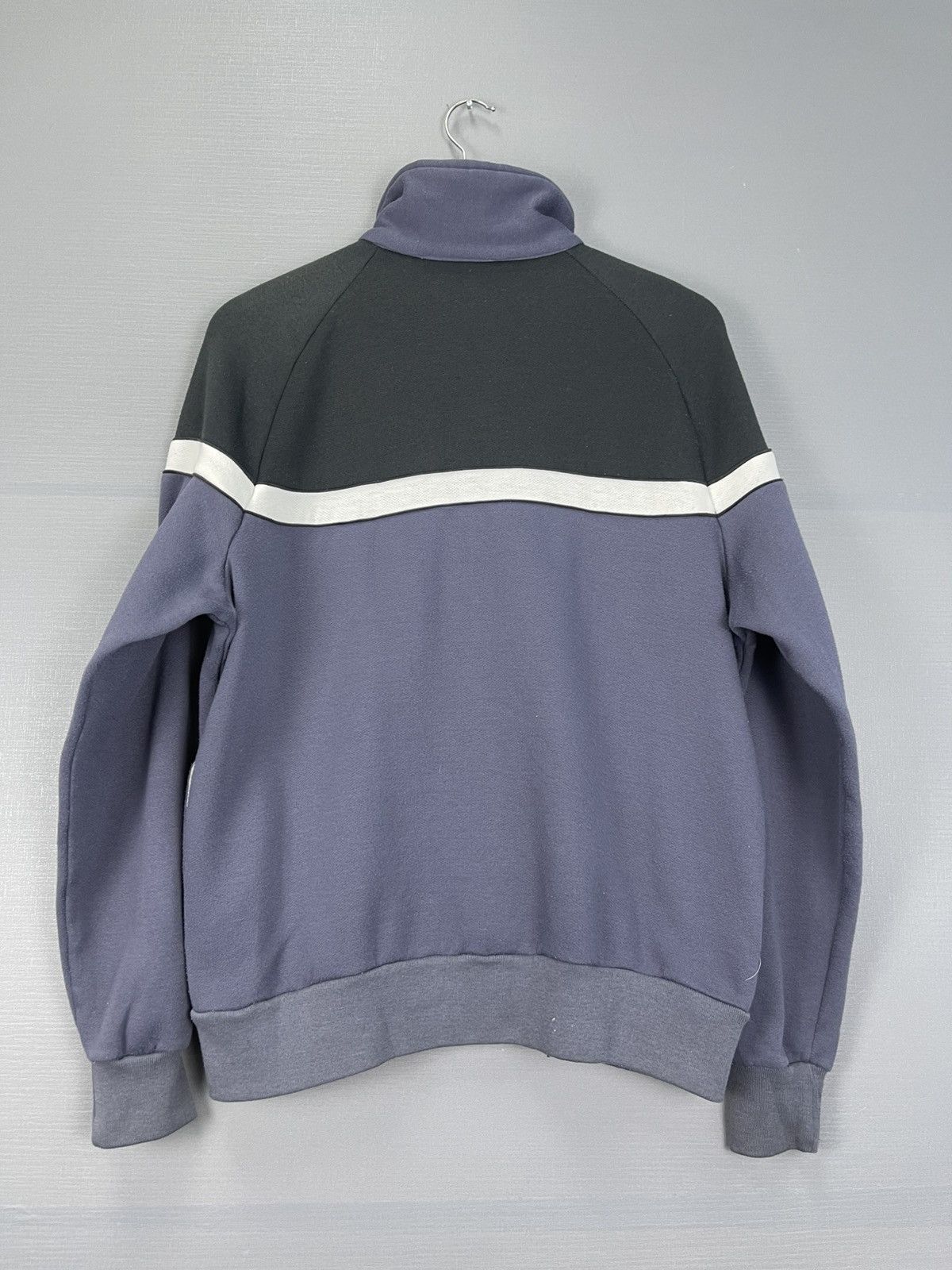 Nike Vintage 80s Nike Sweater Size US L / EU 52-54 / 3 - 9 Thumbnail