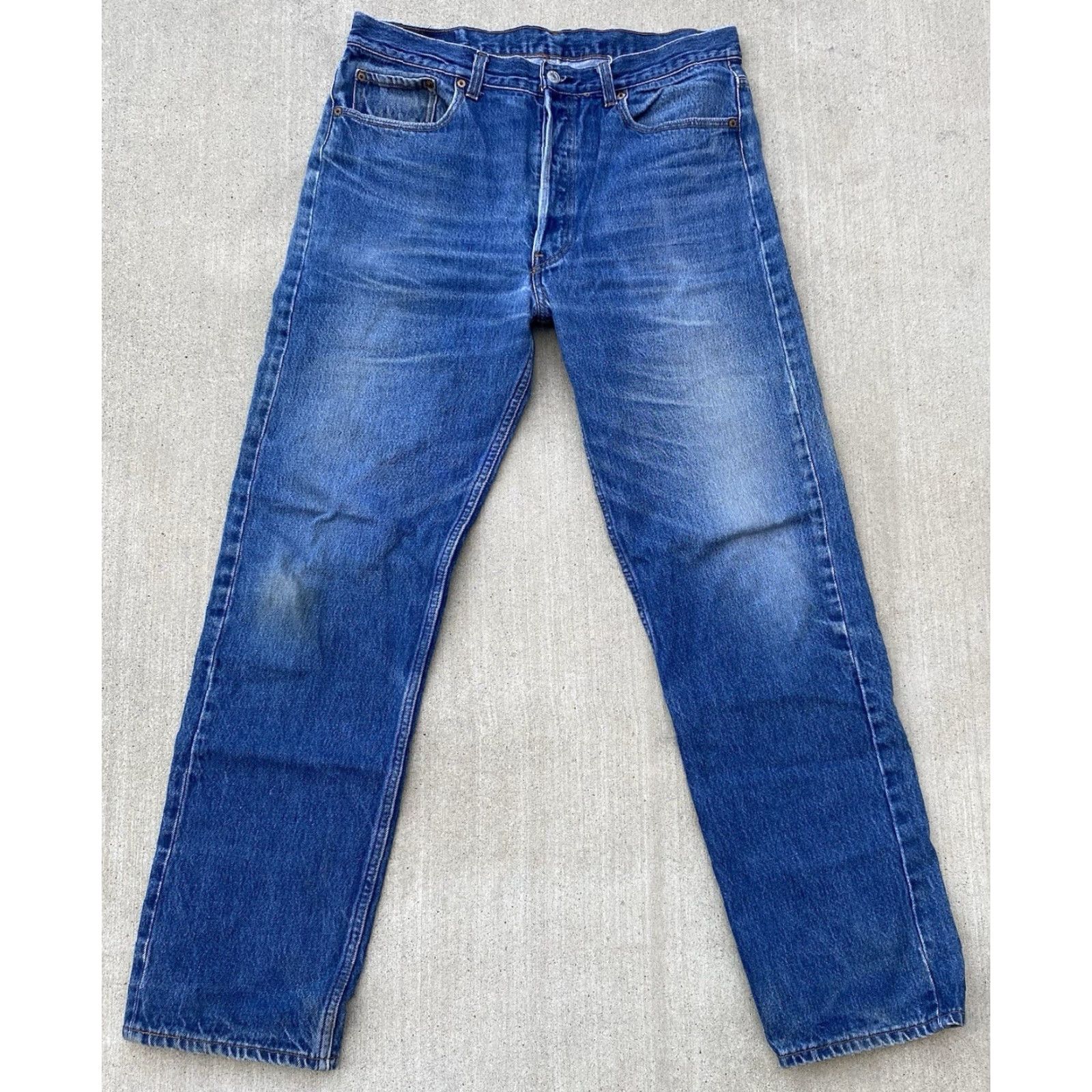 Levi's Vintage Levi's 501 Jeans Button Fly Made In USA W 38 L 36 But Measure W 36 L 32.5 Jeans Mens Regular Blue Cotton Denim 5-Pocket USA 50s 60s 70s Size US 38 / EU 54 - 6 Thumbnail