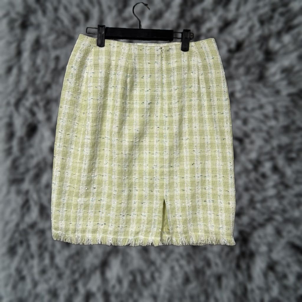 Vintage Chadwicks Skirt Sz 12 Plaid Boucle Tweed Frayed Hem Preppy Office Career Knee Length Pencil Womens Size 34" / US 12 / IT 48 - 1 Thumbnail