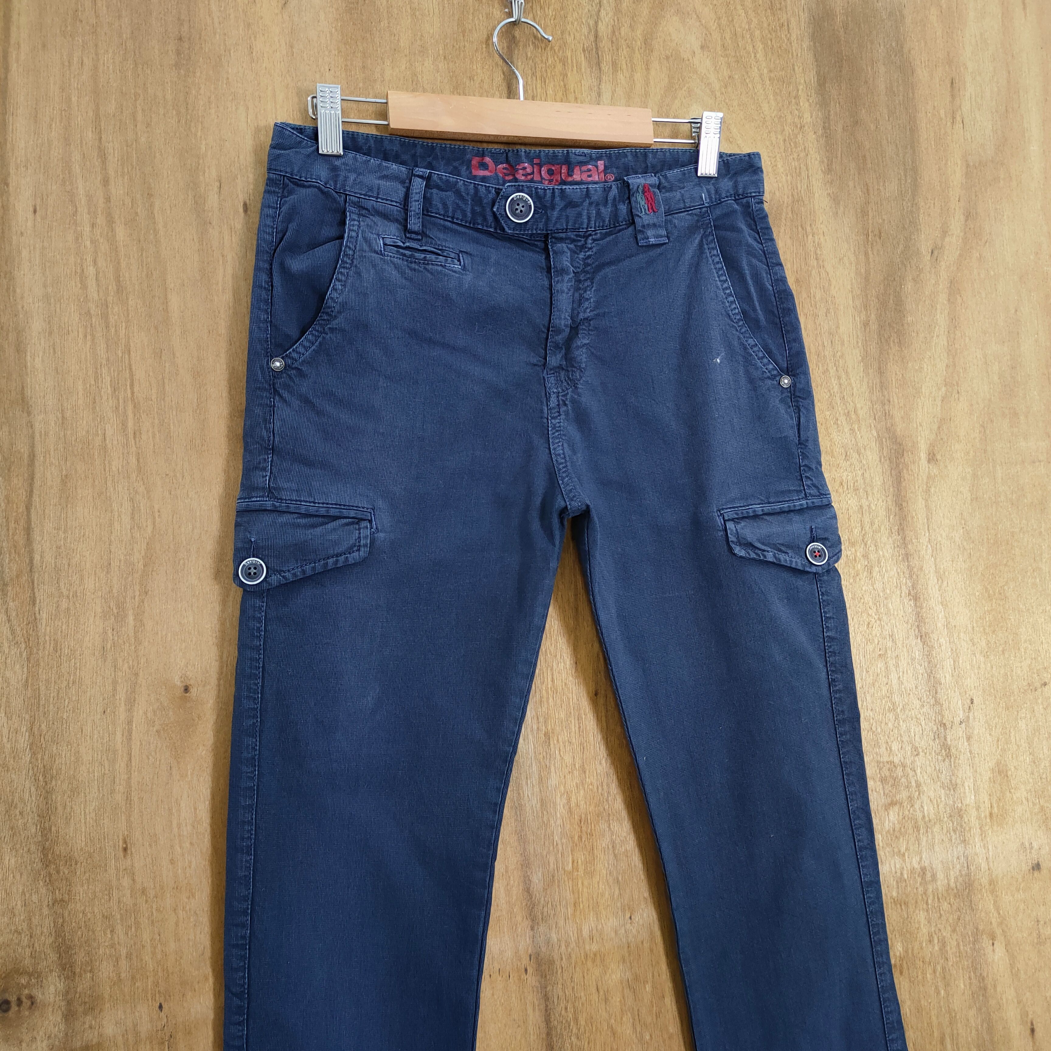 Desigual DESIGUAL DARK BLUE SKINNY CARGO PANTS Size US 30 / EU 46 - 7 Thumbnail