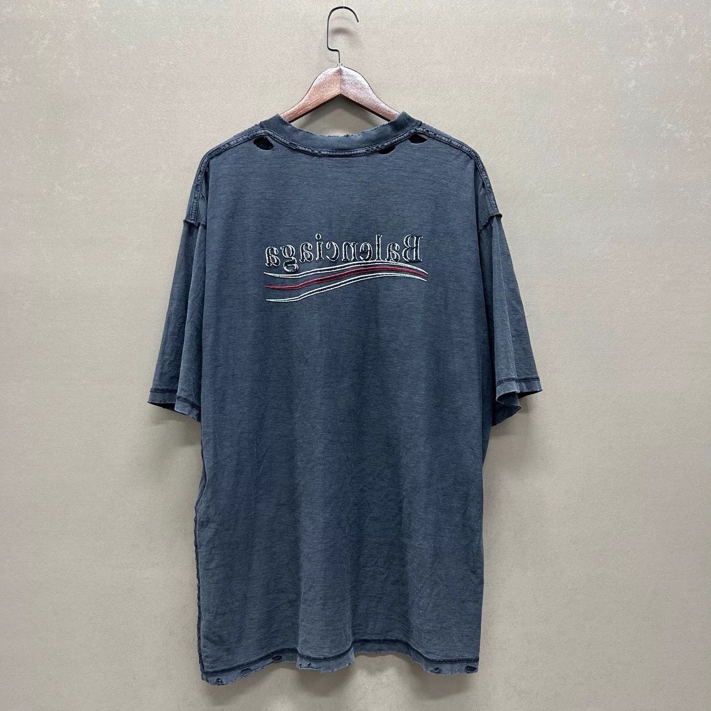 Balenciaga BALENCIAGA Reversed Logo Coke Embroidered Short Tee Size L / US 10 / IT 46 - 2 Thumbnail