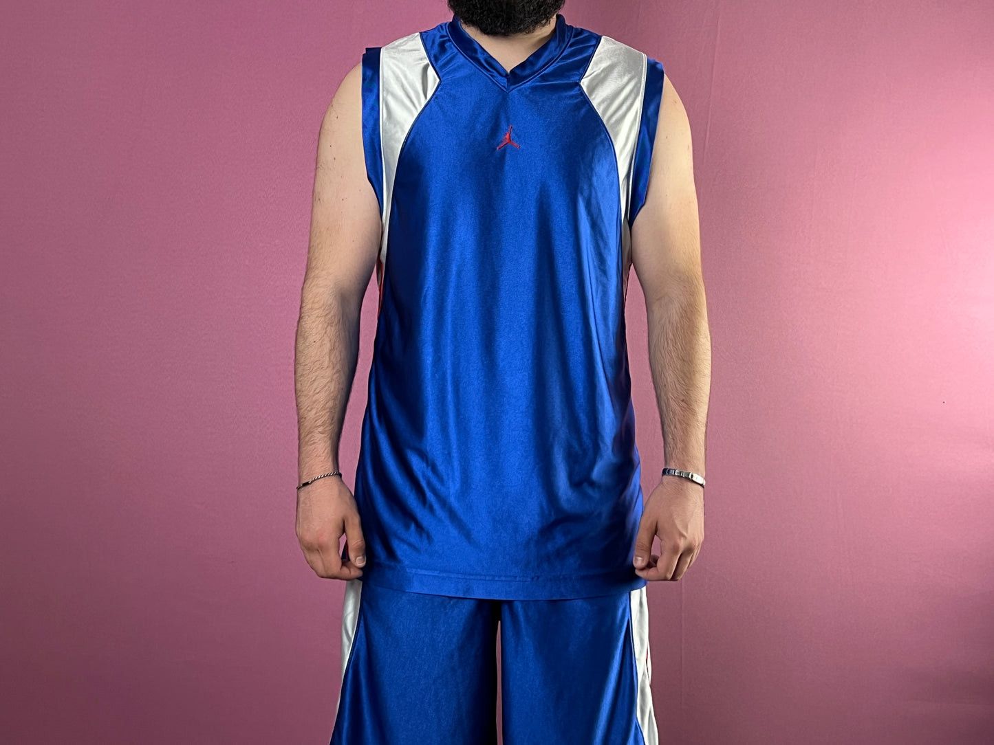 Vintage Air Jordan Jersey Suit Men's Basketball Tee & Sport Shorts Size US L / EU 52-54 / 3 - 4 Thumbnail