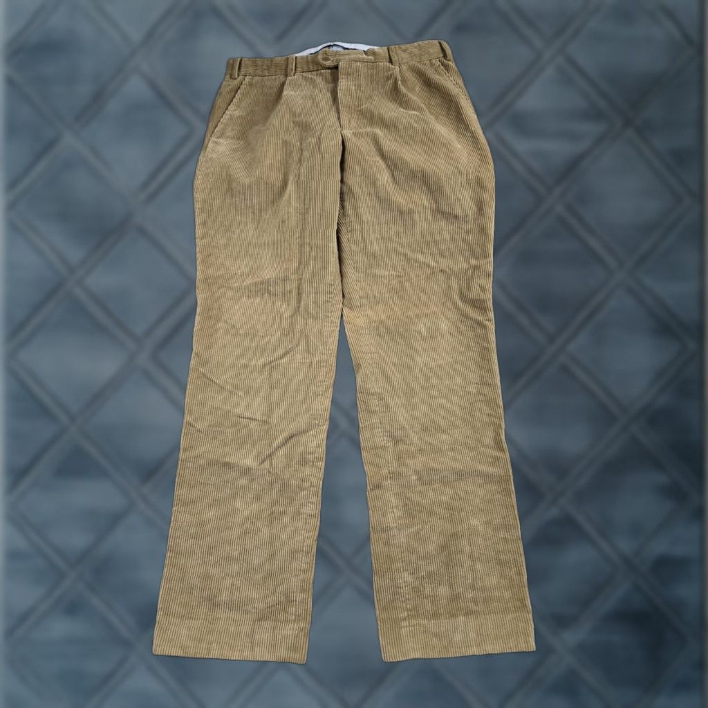 Vintage Magee Corduroy Pants Mens 40x33 Beige Chino Straight Leg Cotton 5-Pocket Design Pleated Front Classic Fit zip Size US 40 / EU 56 - 1 Thumbnail