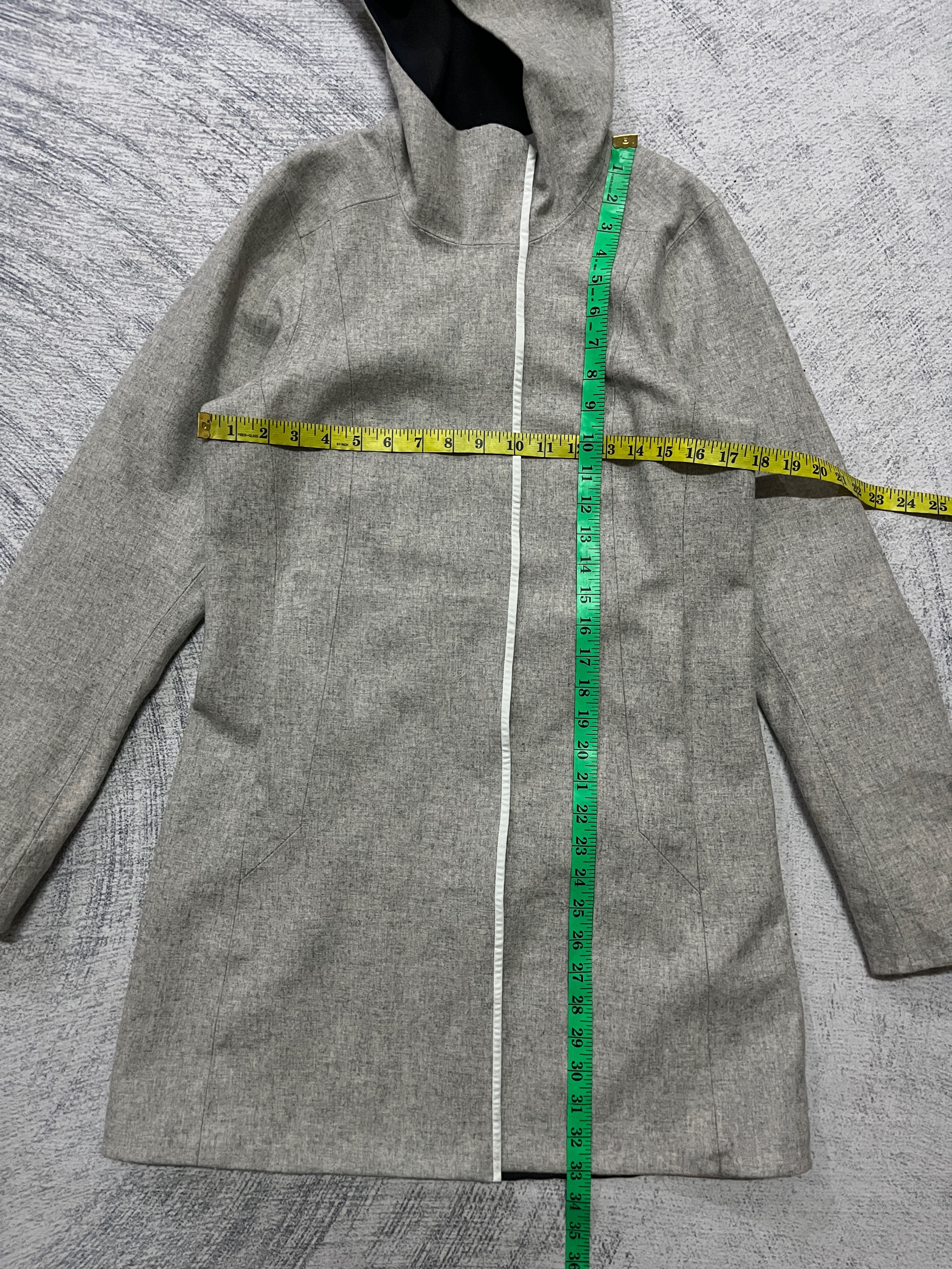 Arc'teryx Arcteryx Embra Coat Light Grey Long Jacket Size S / US 4 / IT 40 - 15 Thumbnail