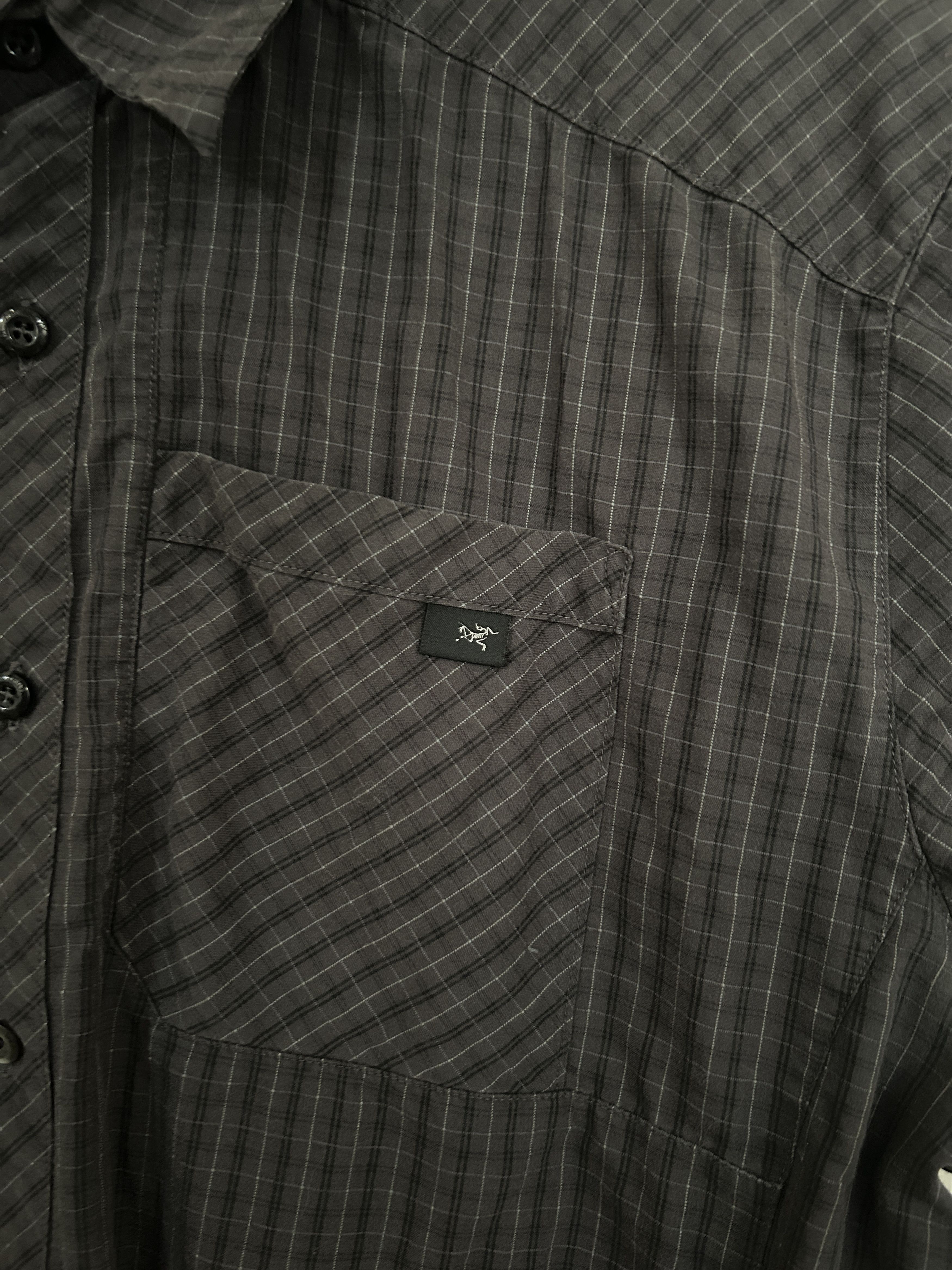 Arc'teryx Arcteryx Button Up Short Sleeve Shirt Size US M / EU 48-50 / 2 - 2 Thumbnail