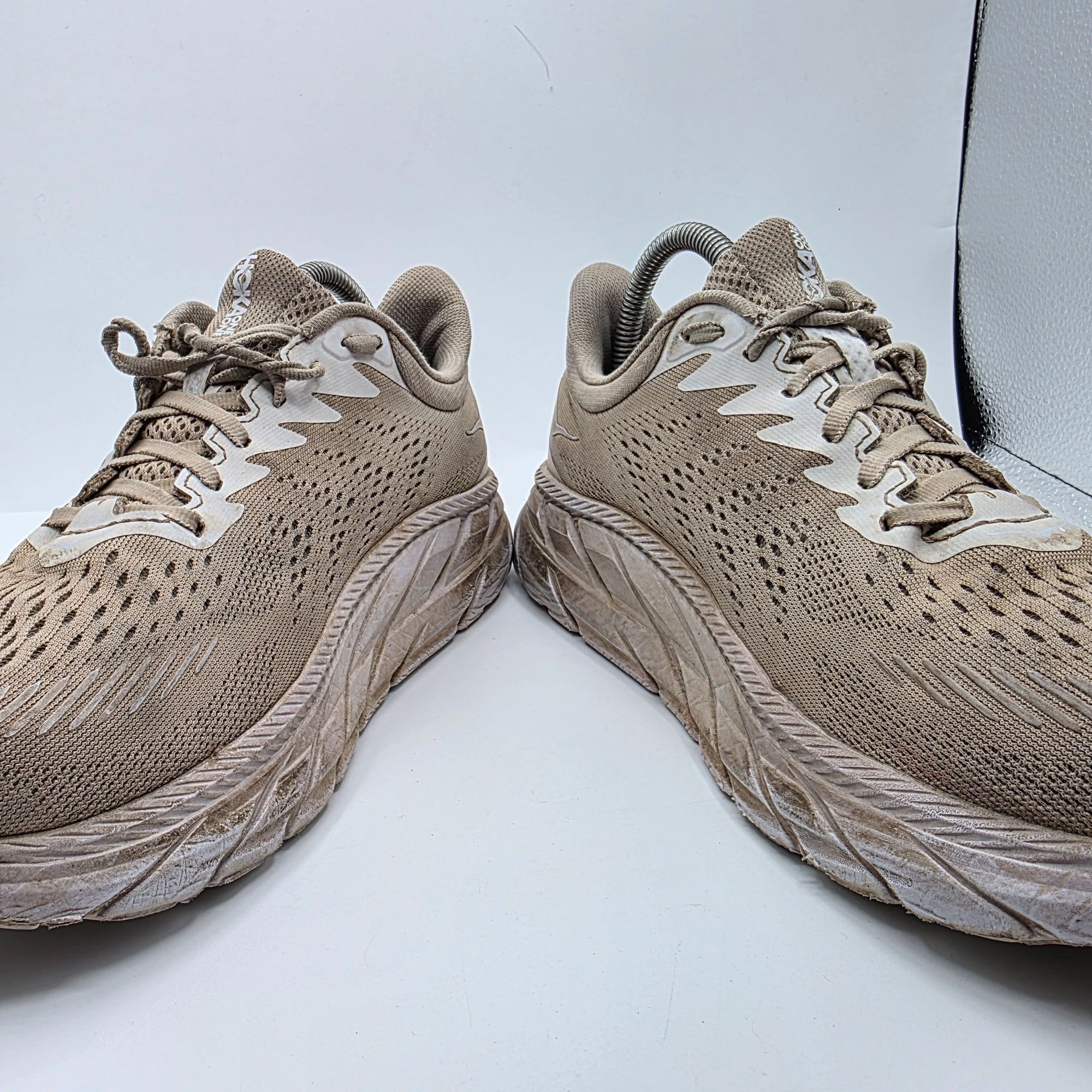 Hoka Hoka One One Clifton 7 Womens Size 9.5 White Sneaker Shoes A Size US 9.5 / IT 39.5 - 3 Thumbnail