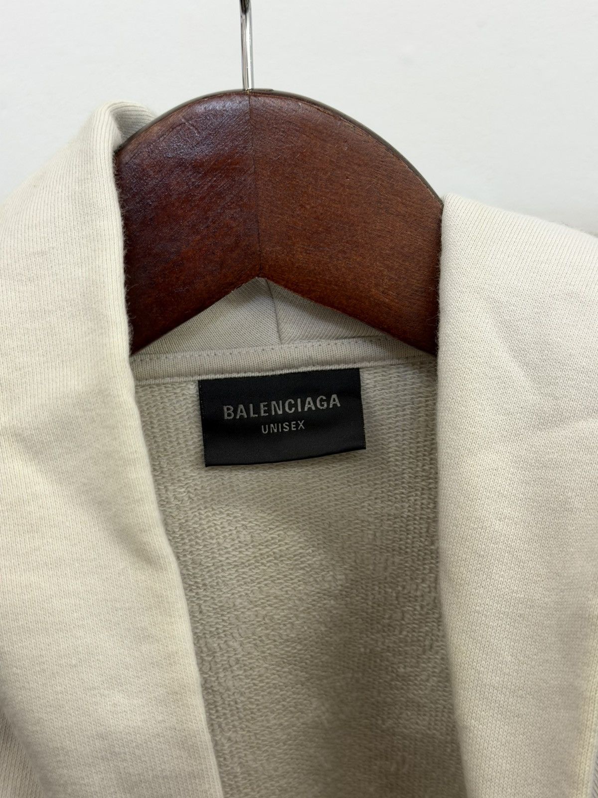 Balenciaga Balenciaga Off-White 'XXXL' Hoodie Size US M / EU 48-50 / 2 - 4 Thumbnail