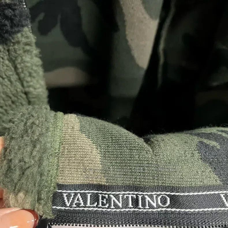 Valentino Valentino Camouflage zipper pattern long-sleeved sweatshir Size US M / EU 48-50 / 2 - 2 Thumbnail