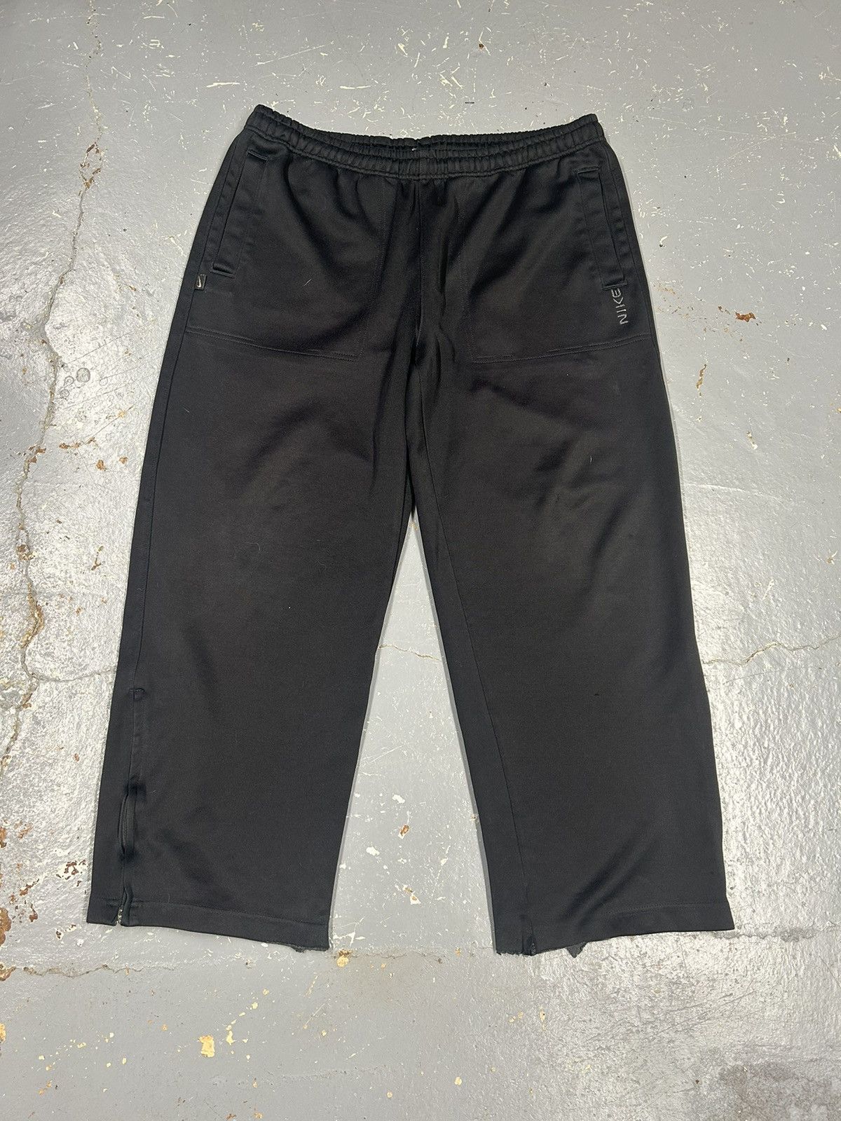 Nike × Vintage Crazy vintage Y2K Essential Black Nike Sweatpants Joggers Size US 32 / EU 48 - 1 Thumbnail