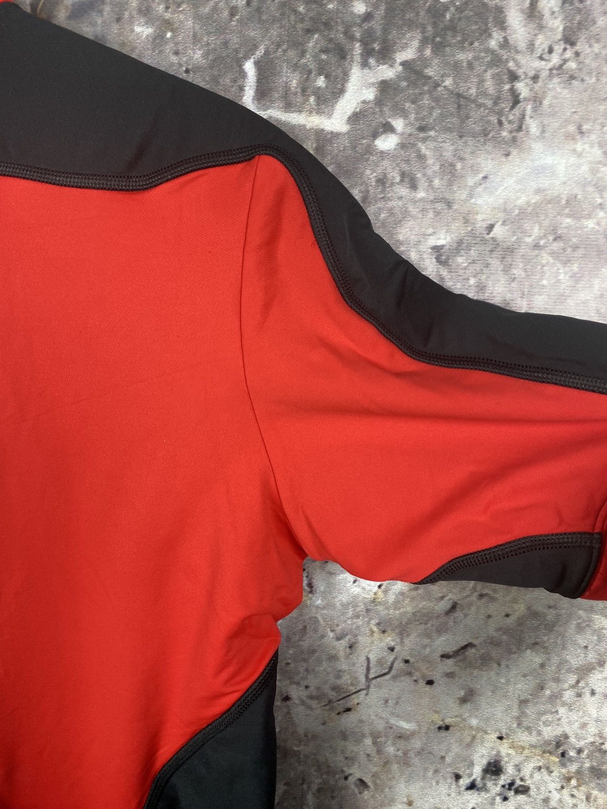 GOREWEAR Men’s Gore Bake Wear Windstopper Jersey Size Medium Size US M / EU 48-50 / 2 - 15 Thumbnail