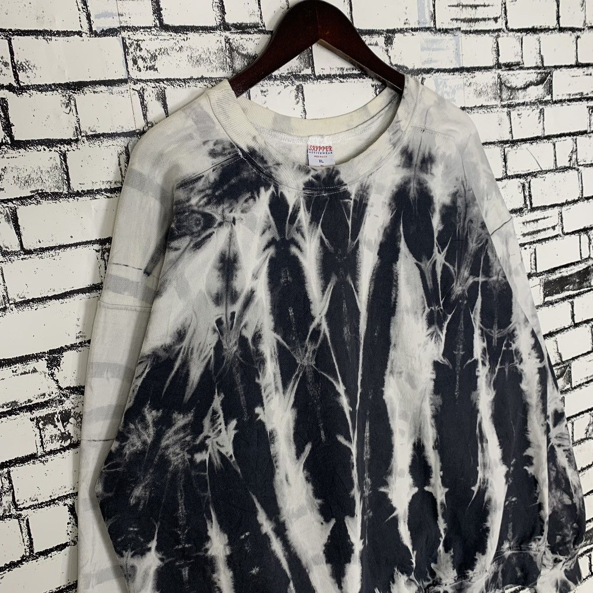 Japanese Brand Vintage Tie Dye Sweatshirt Made In Usa Size US XL / EU 56 / 4 - 4 Thumbnail