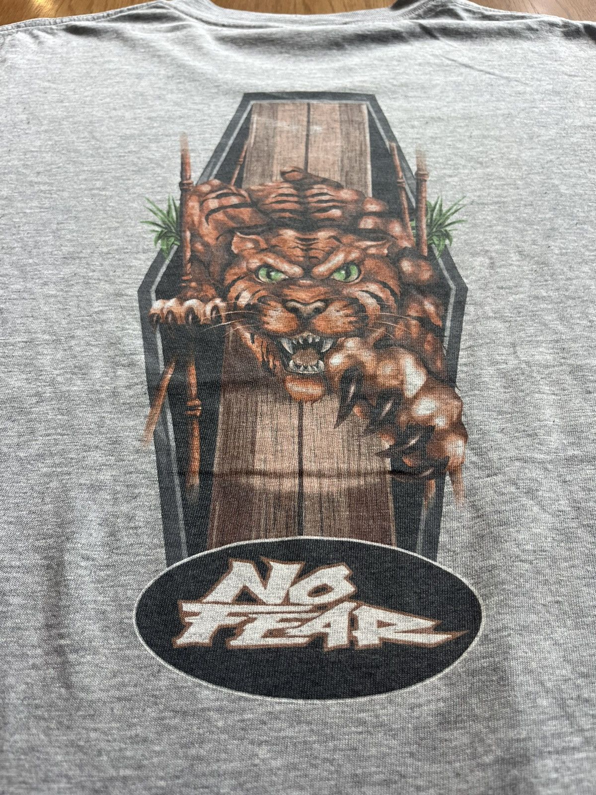 No Fear Vintage NO FEAR Tiger 00’s Skateboard Brand Tshirt Size US L / EU 52-54 / 3 - 10 Thumbnail