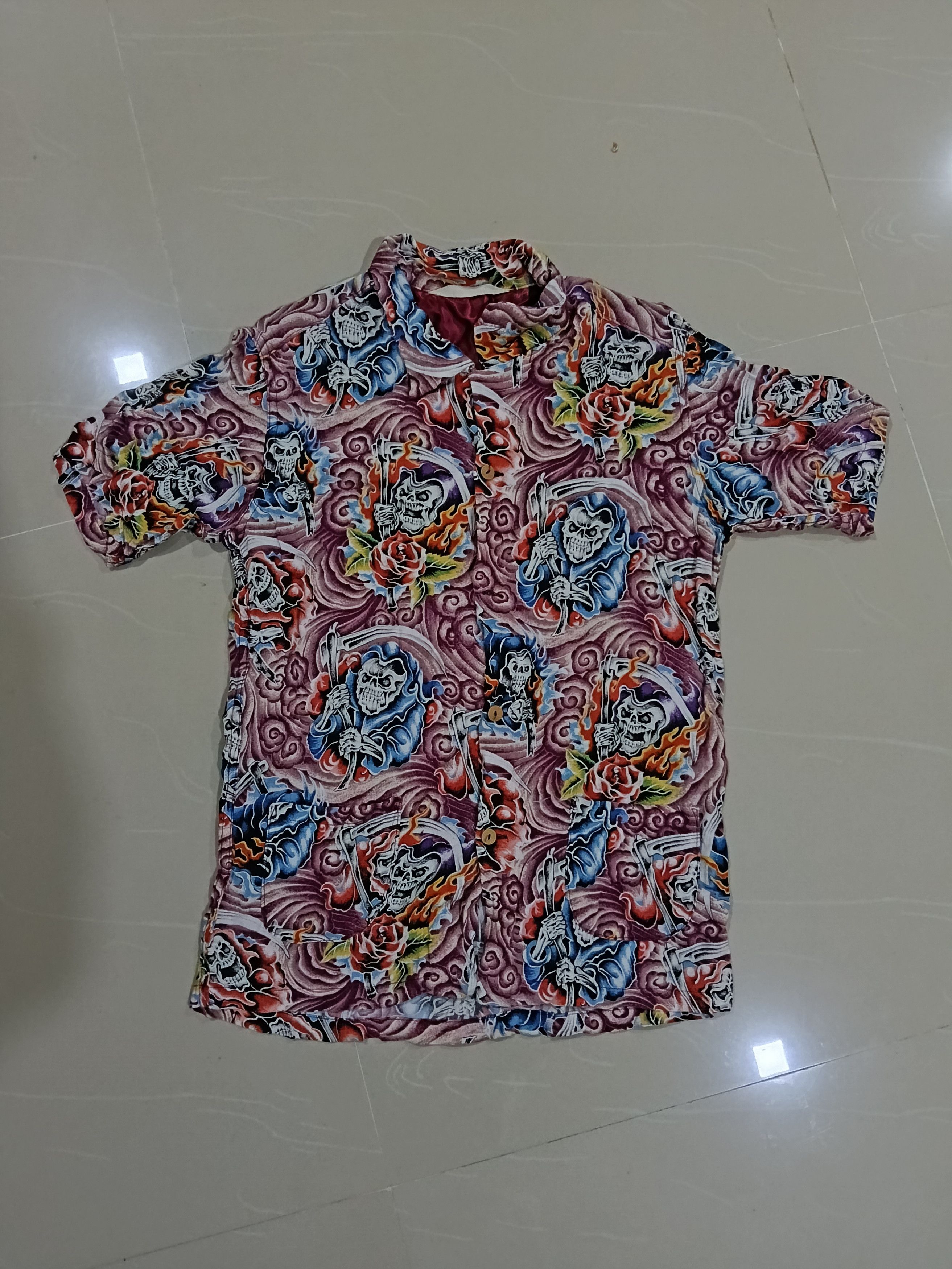 Hysteric Glamour Vintage Hysteric Glamour Skull Button up Rayon shirt Size US S / EU 44-46 / 1 - 1 Thumbnail