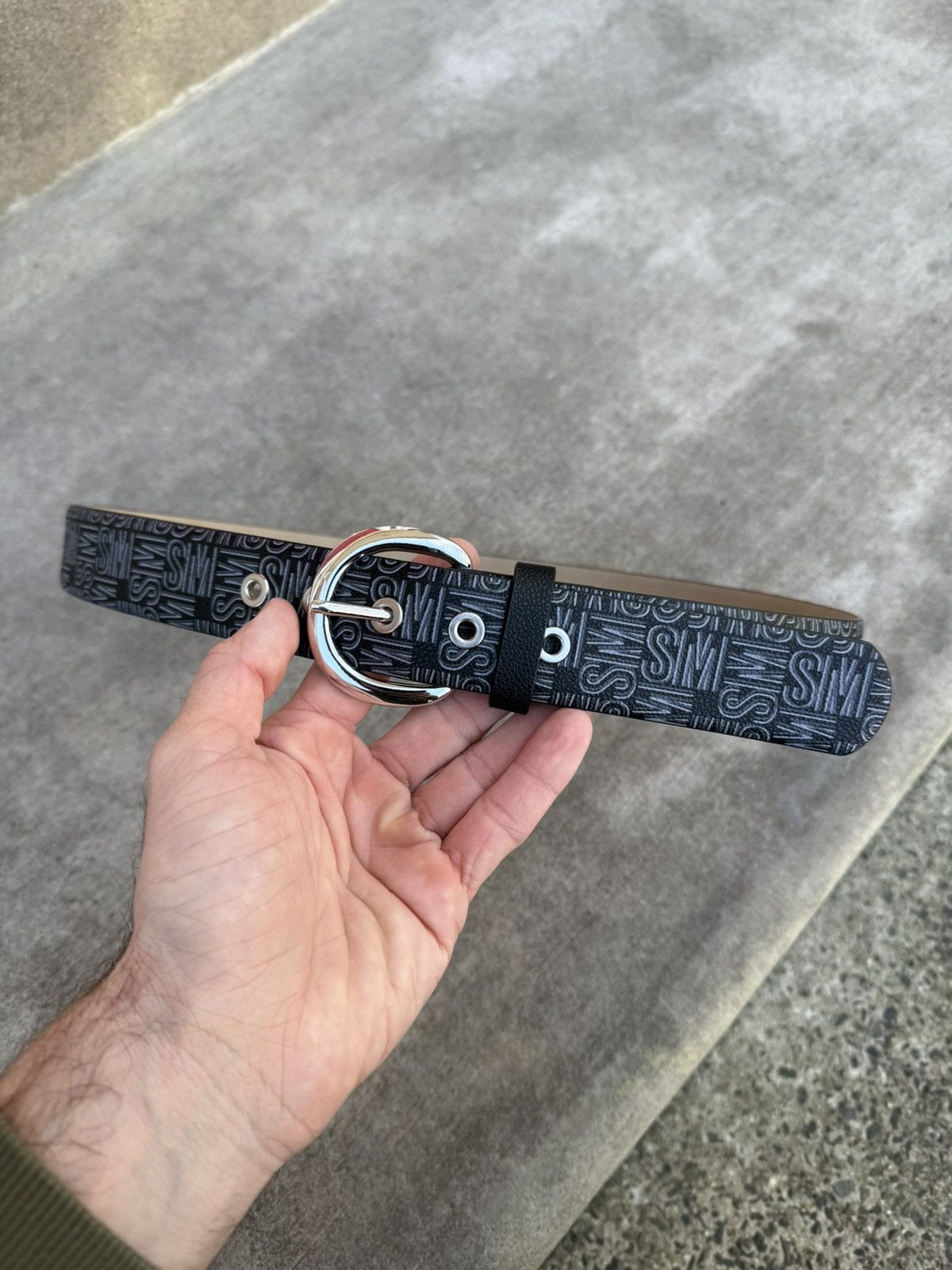 Steve Madden Steve Madden Multi Logo Belt Size L Silver Buckle / Unisex Size ONE SIZE - 1 Thumbnail