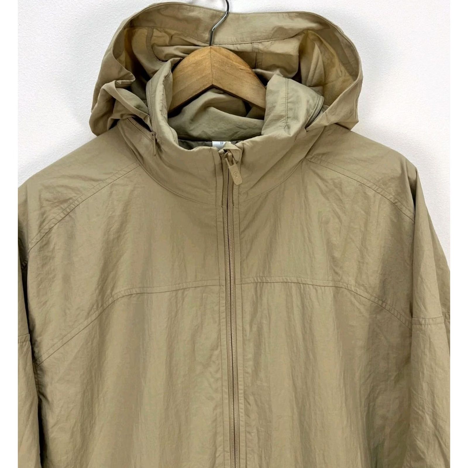 Lululemon Lululemon Jacket Womens Size XS Light Parka Windbreaker Oversized Beige Size XS / US 0-2 / IT 36-38 - 2 Thumbnail