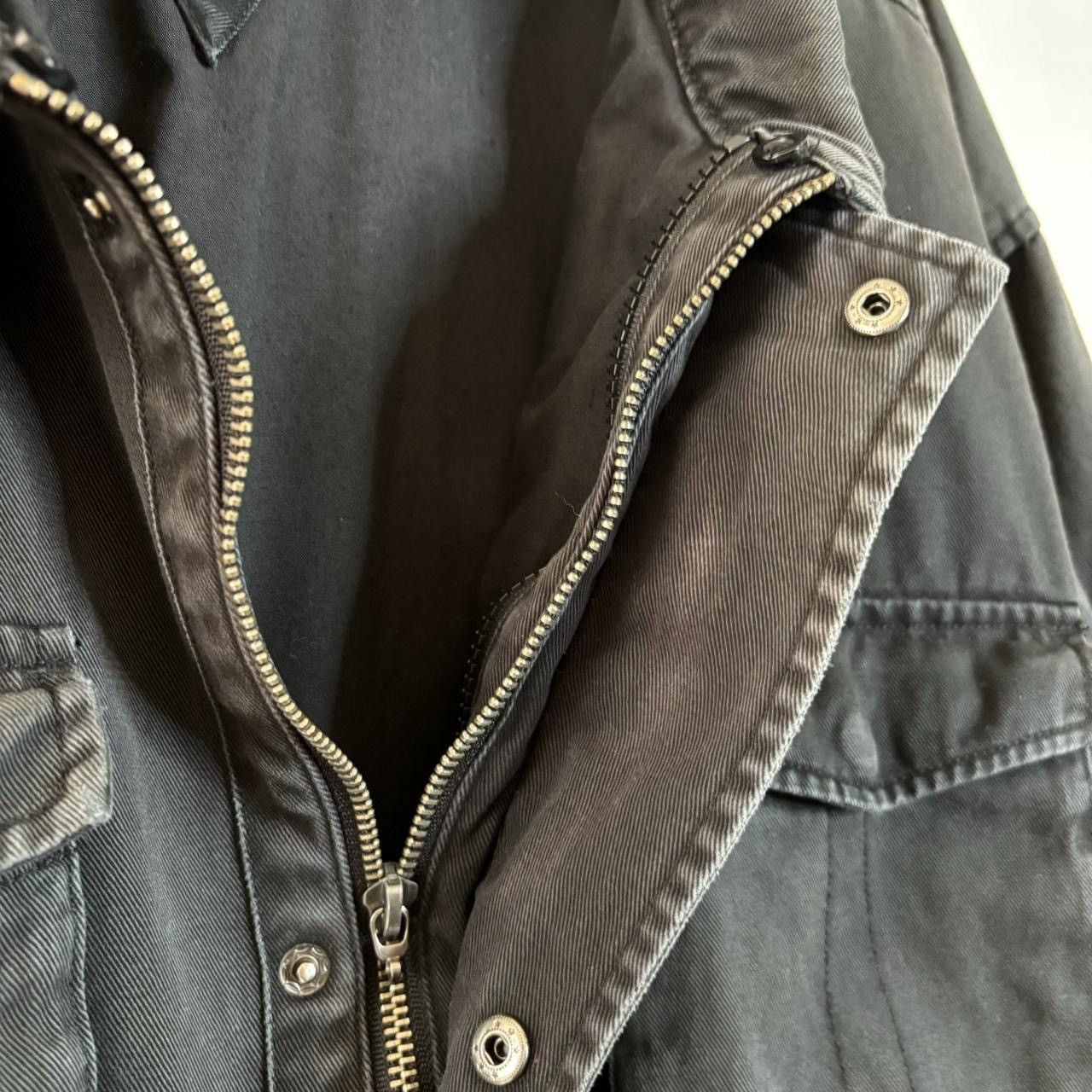 Tommy Hilfiger Vintage Tommy Hilfiger Faded Black Zip-Up Work Jacket Size US XL / EU 56 / 4 - 6 Thumbnail