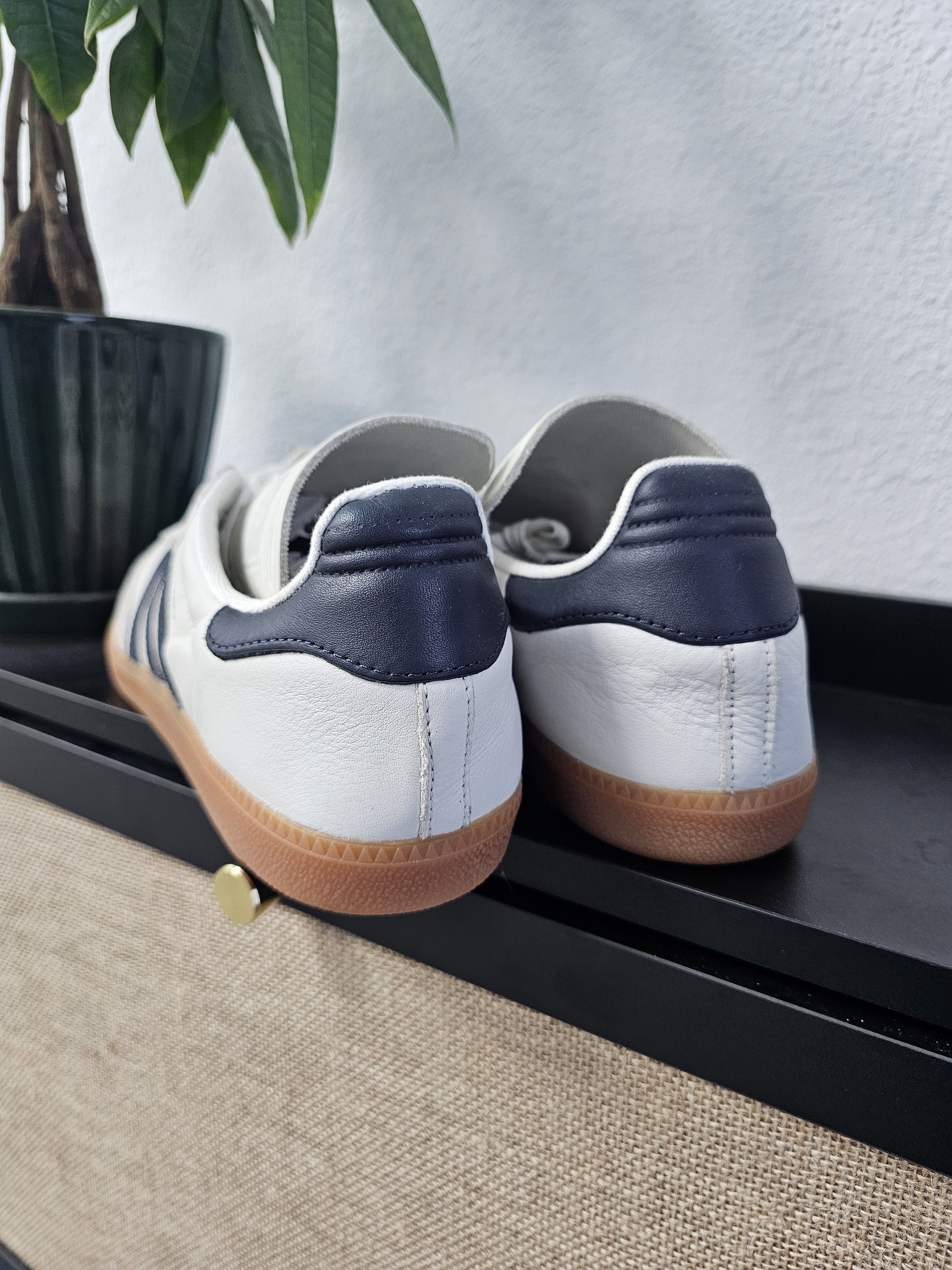 Adidas × Pharrell Adidas x Human Race Samba Cloud Size US 12 / EU 45 - 3 Thumbnail