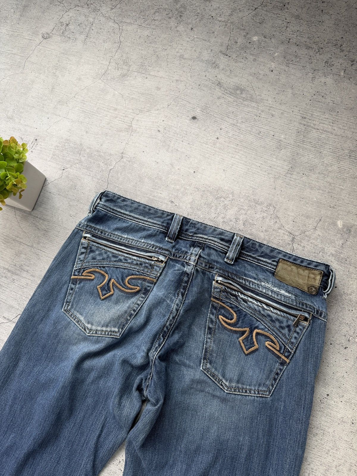Diesel 🥵RARE🥵 Diesel Rayan faded denim regular fit jeans Size US 34 / EU 50 - 3 Thumbnail