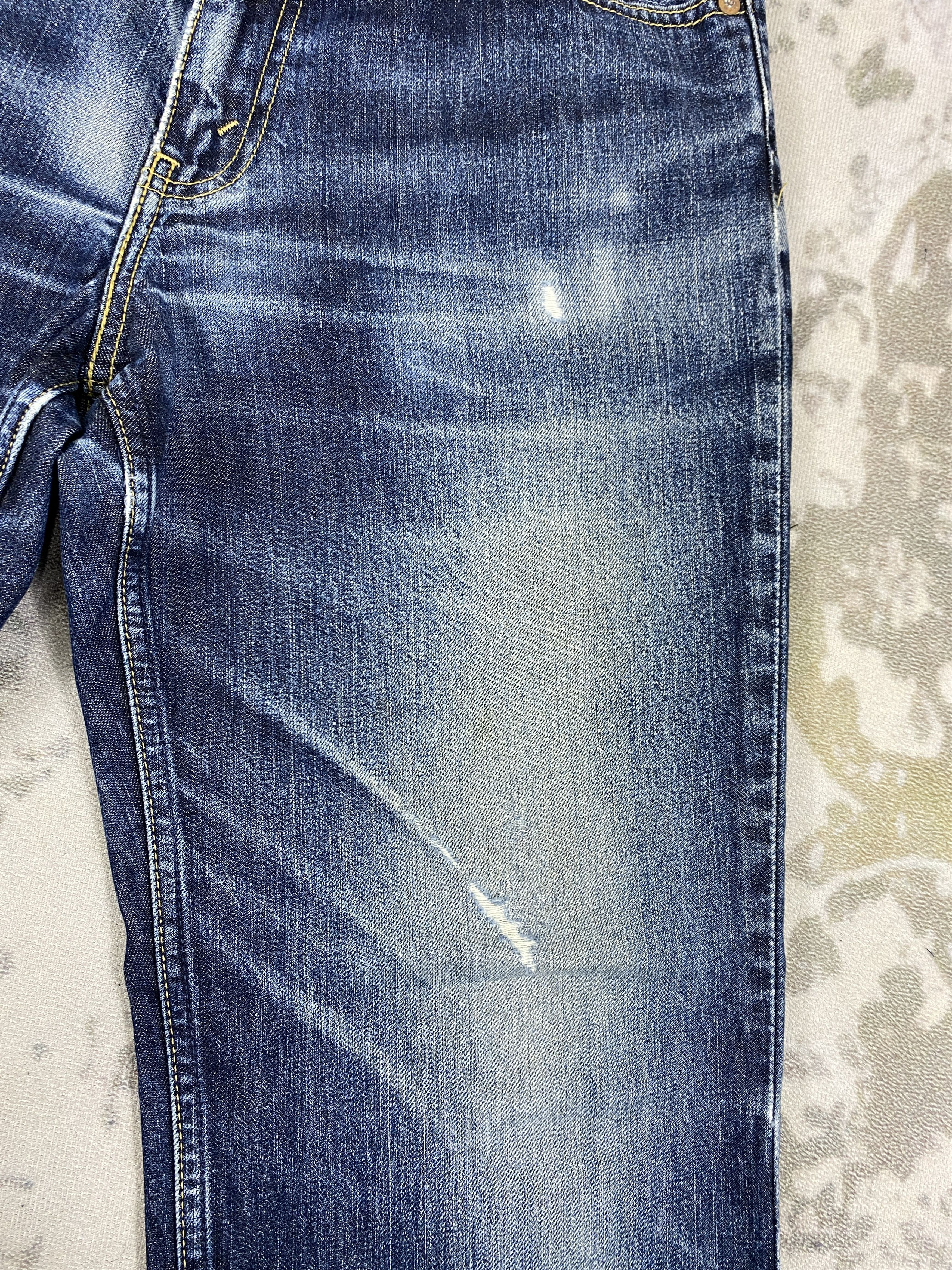 Levi's Distressed Blue Vintage Levi's 502 Jeans 31x28 Denim- JN3622 Size US 31 - 14 Thumbnail