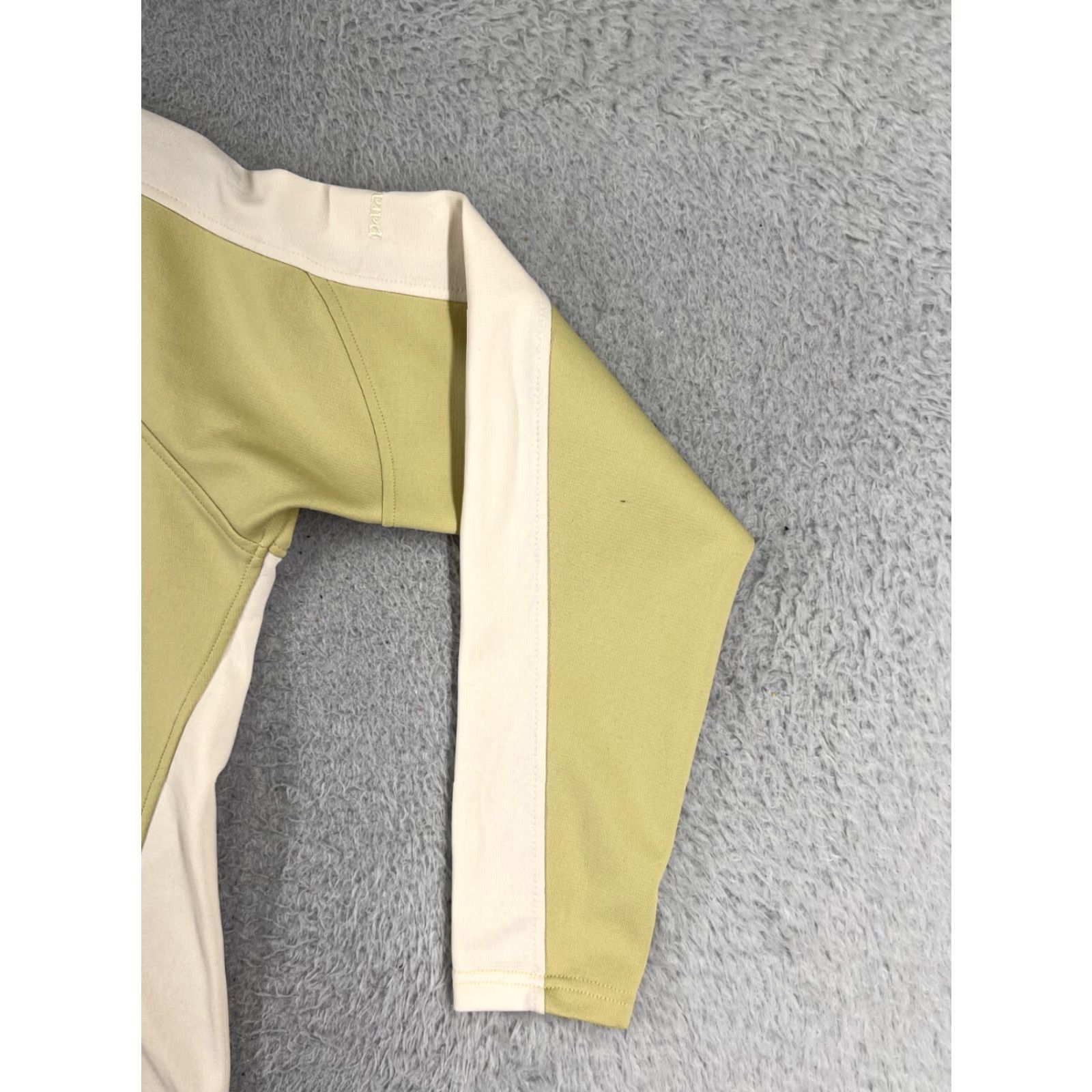 Patagonia Patagonia Sweater Womens Small Yellow 1/4 Zip Mock Neck Polyester Knit Pullover Casual Fall Winter Womens Size S / US 4 / IT 40 - 4 Thumbnail