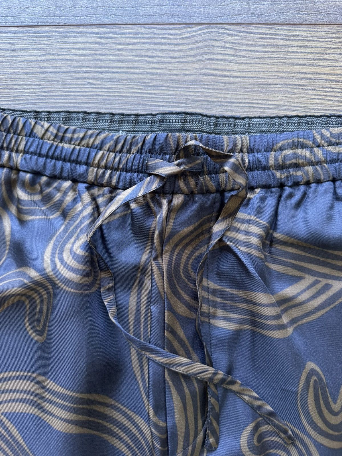 Loewe Loewe Silk Shorts - Size ML Size US 36 / EU 52 - 4 Thumbnail