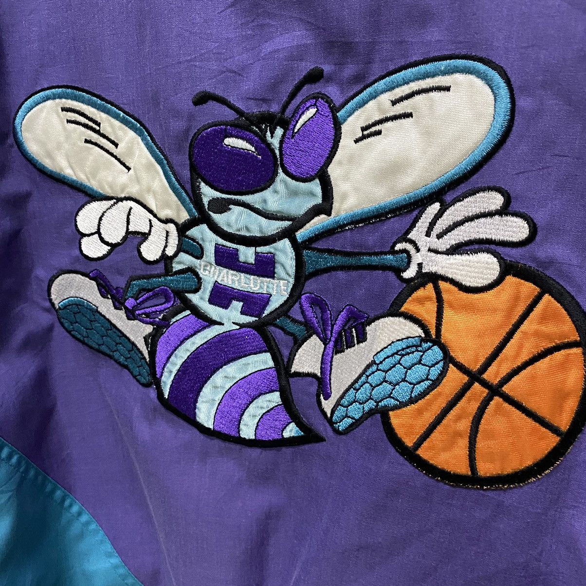 NBA Vintage Charlotte Hornett Pro Player By Daniel Young Size US L / EU 52-54 / 3 - 15 Thumbnail