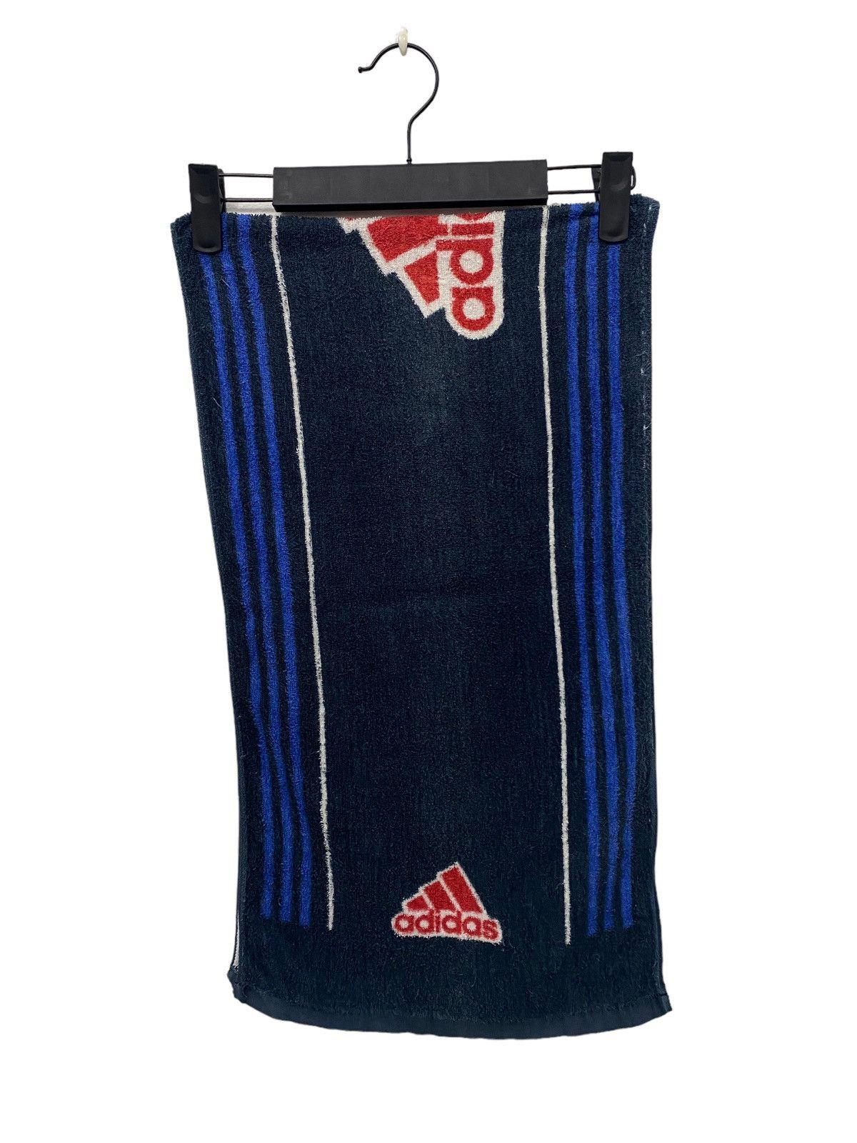 Adidas 💥ADIDAS sports Face / Hand Towel Size ONE SIZE - 1 Thumbnail