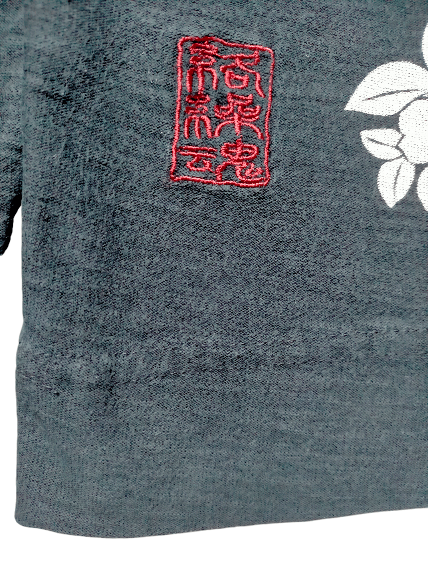 Japanese Brand Karakuri Tamashi Embroidered Dragon Long sleeve tee Size US L / EU 52-54 / 3 - 5 Thumbnail