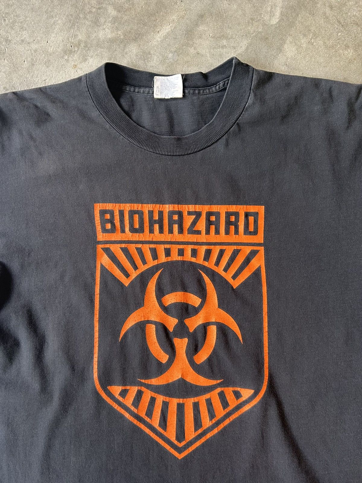 Band Tees Vintage "Bioharzard European Tour" 1996 Size US XL / EU 56 / 4 - 6 Thumbnail